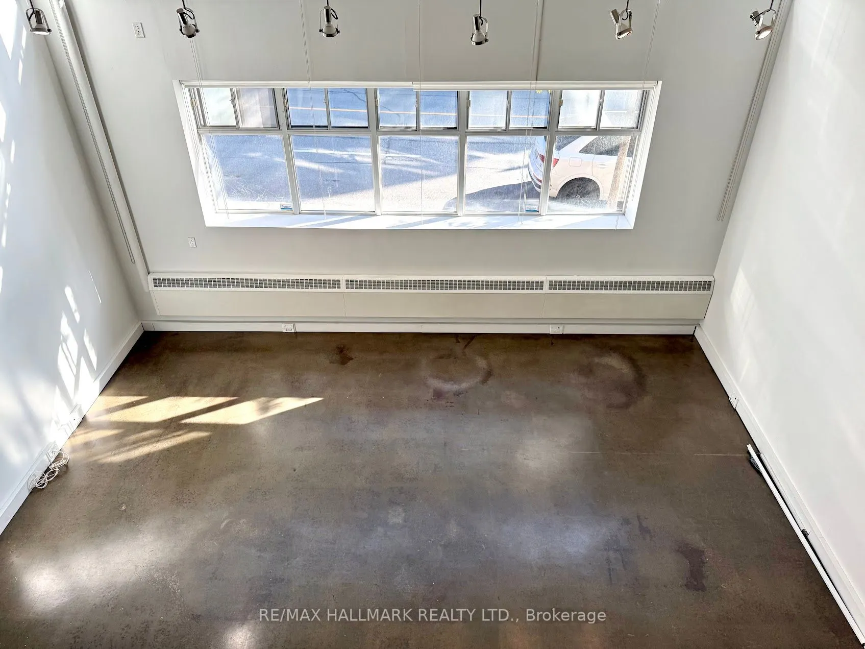 1173 Dundas Street E, #131