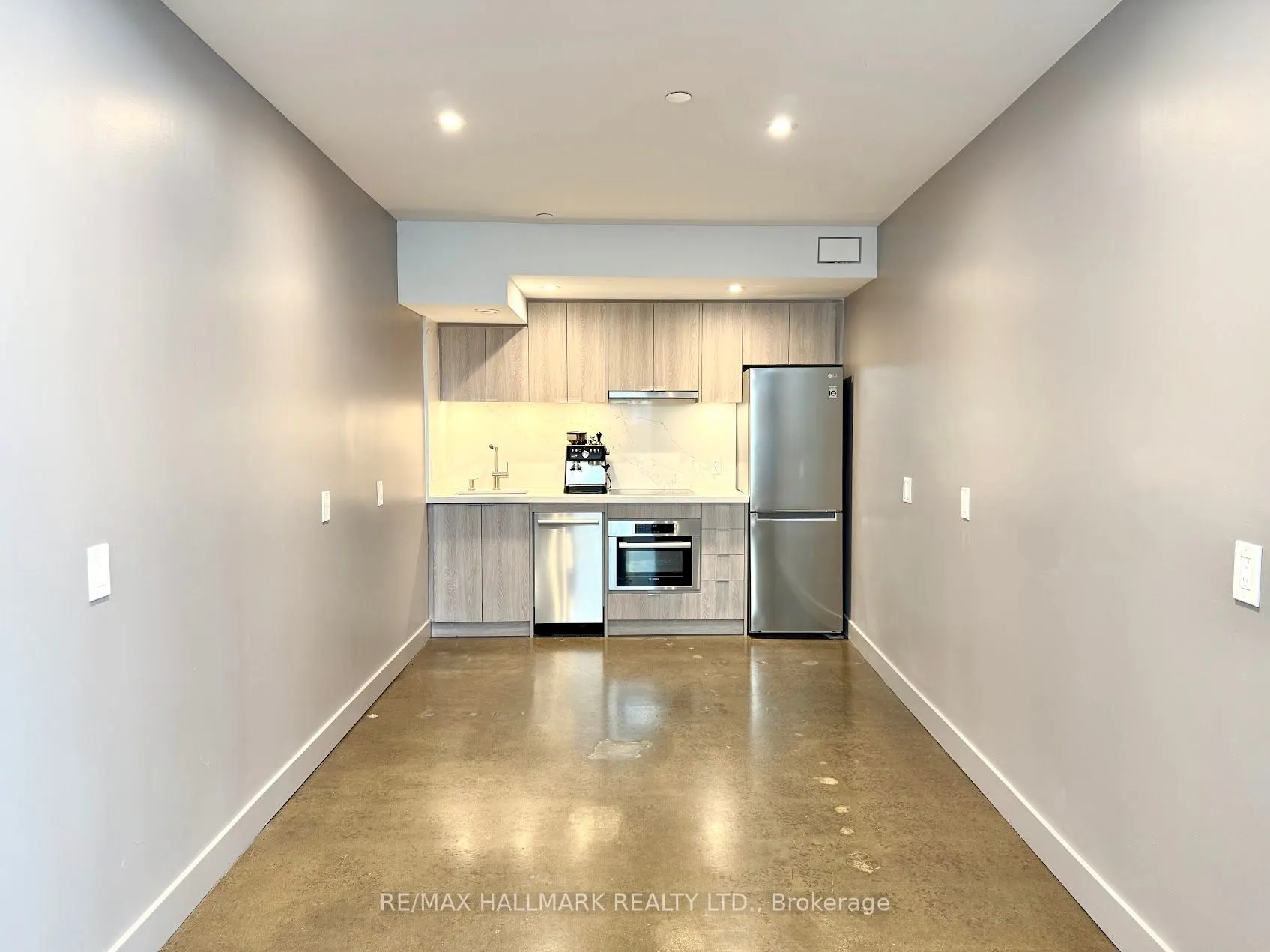 1173 Dundas Street E, #131