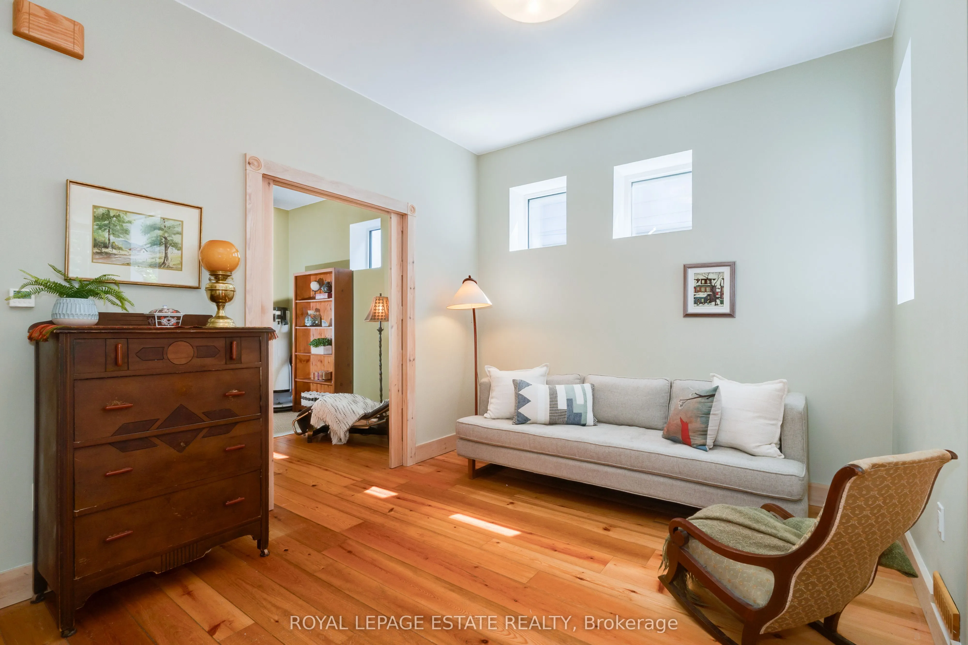 146 Ashdale Avenue