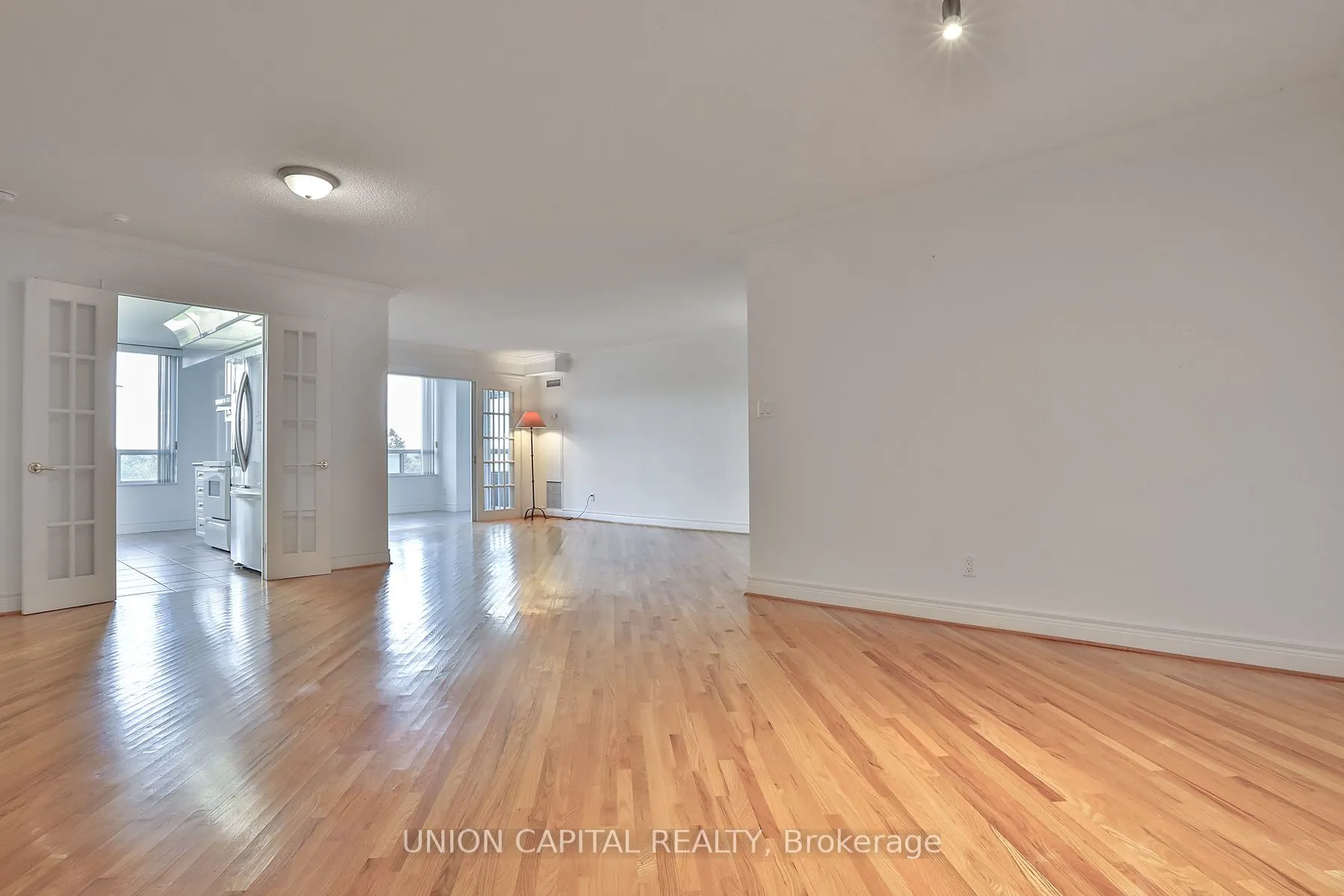 138 Bonis Avenue, #720