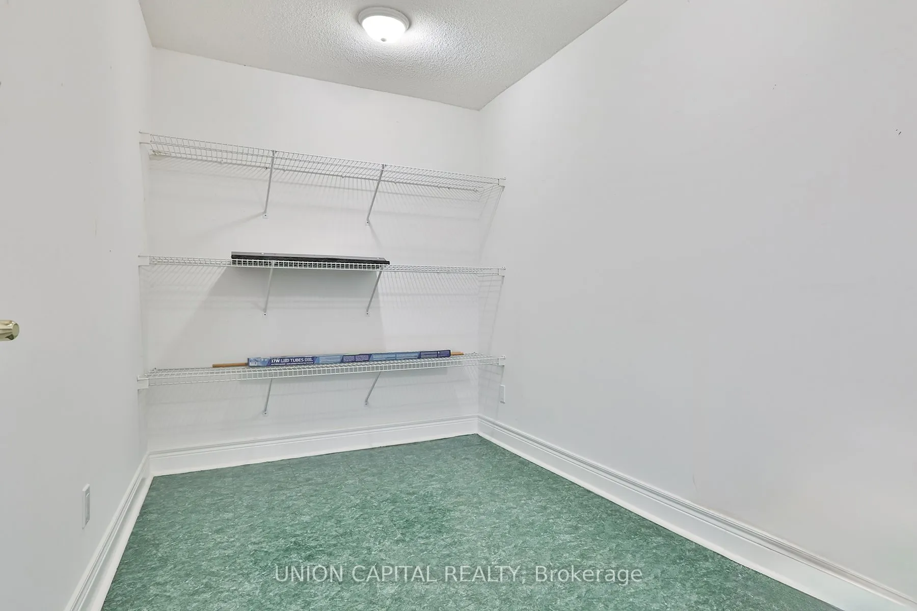138 Bonis Avenue, #720