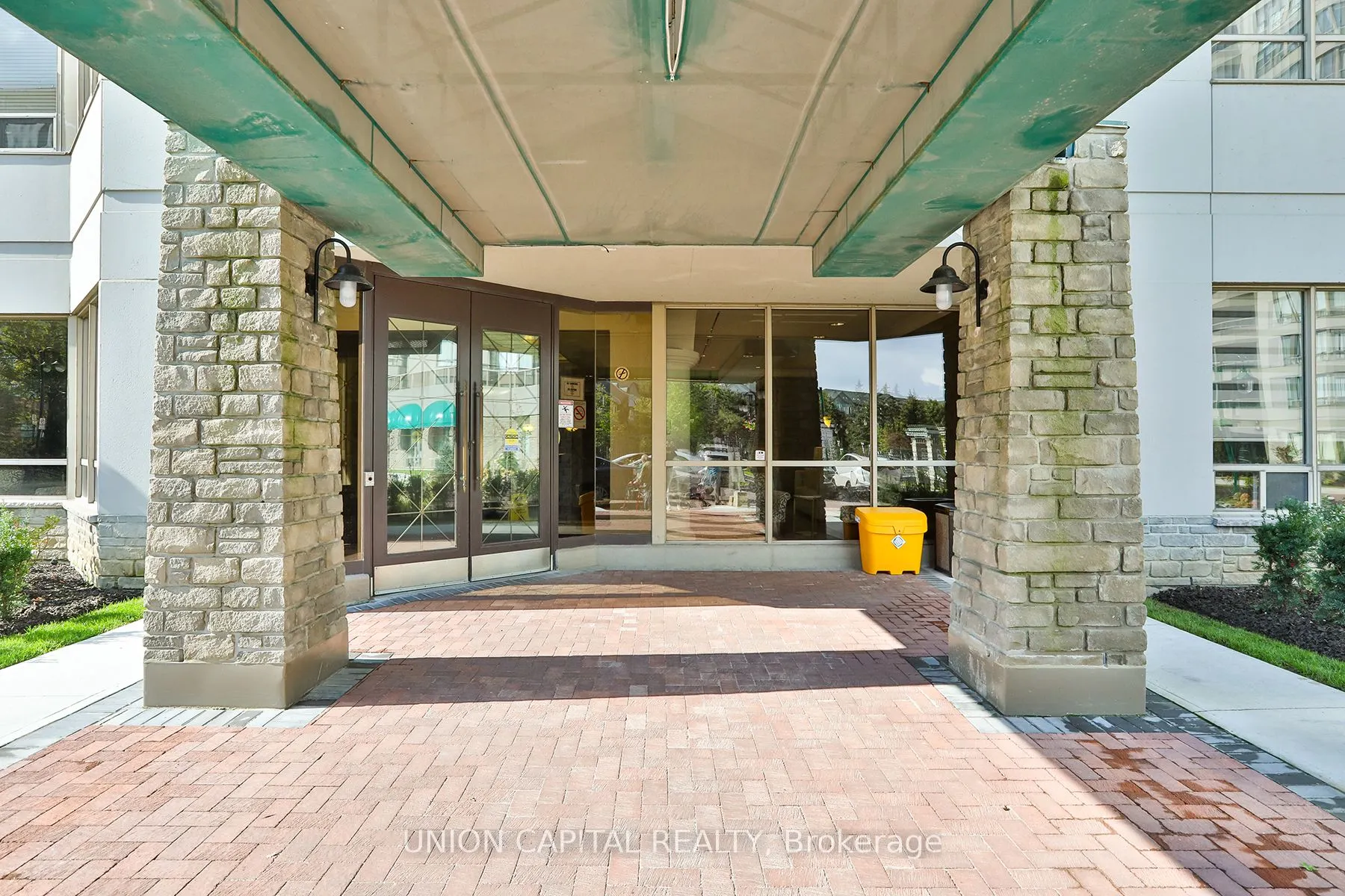 138 Bonis Avenue, #720