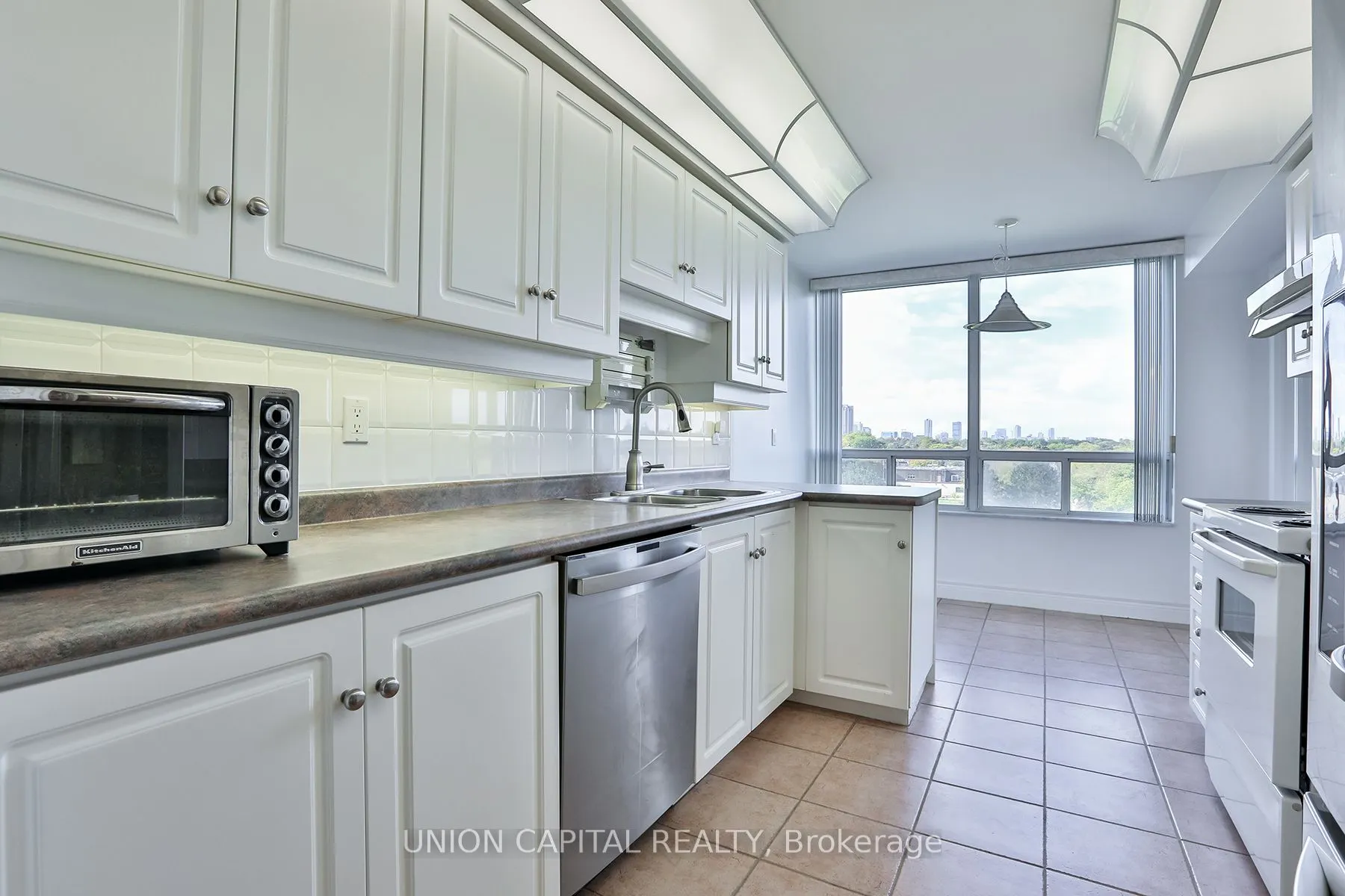 138 Bonis Avenue, #720