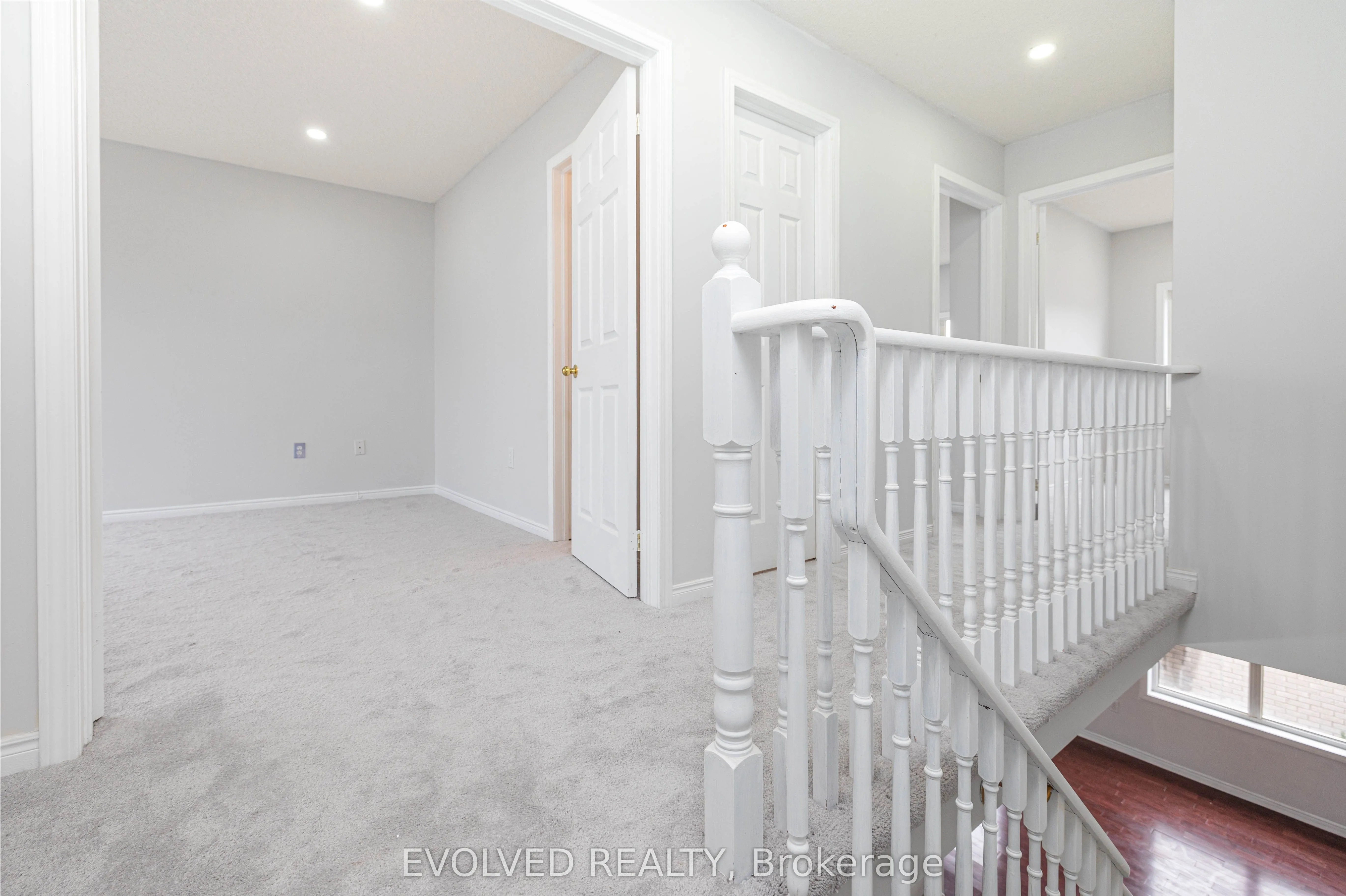 1075 Ellesmere Road, #84