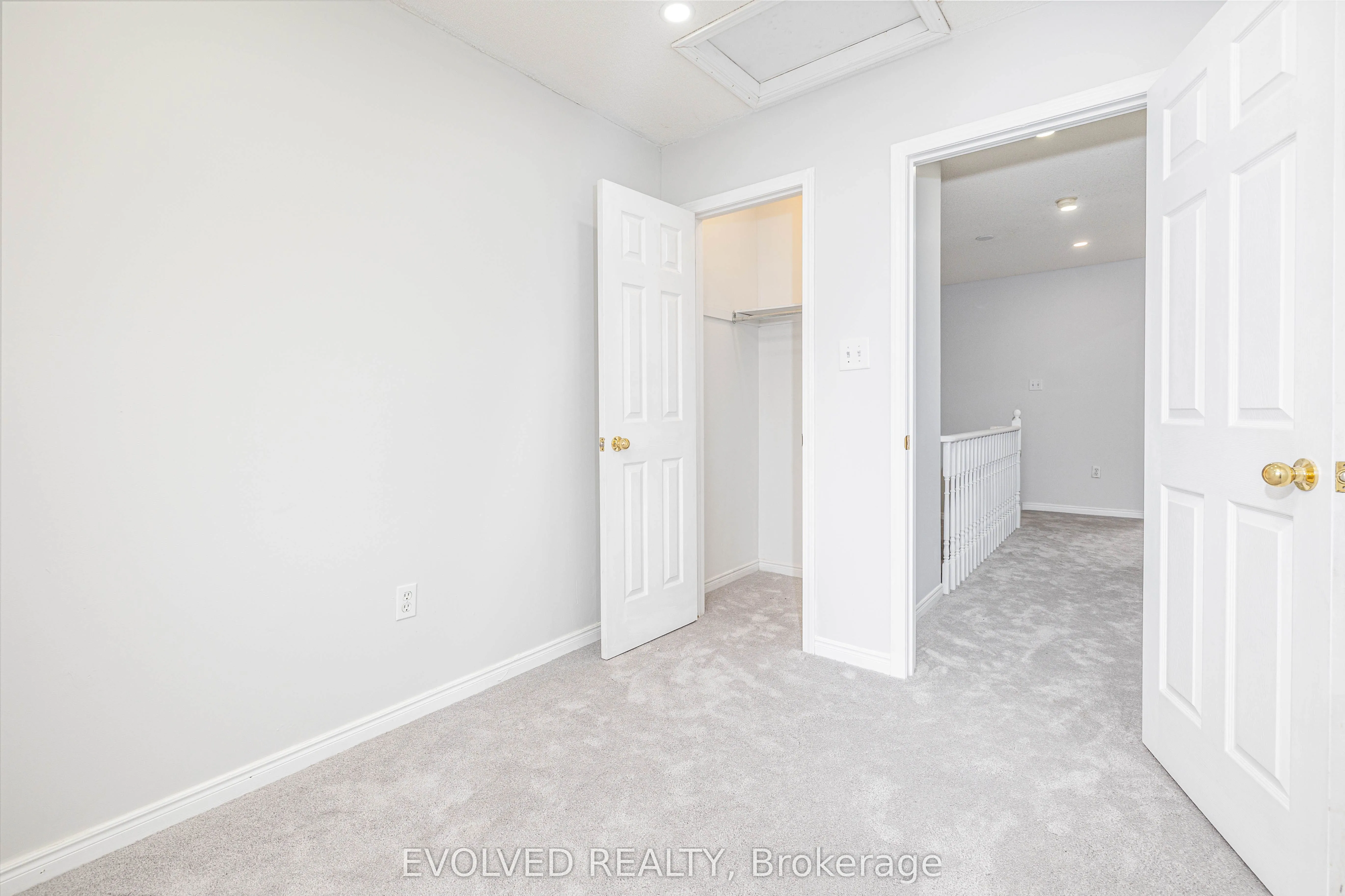 1075 Ellesmere Road, #84