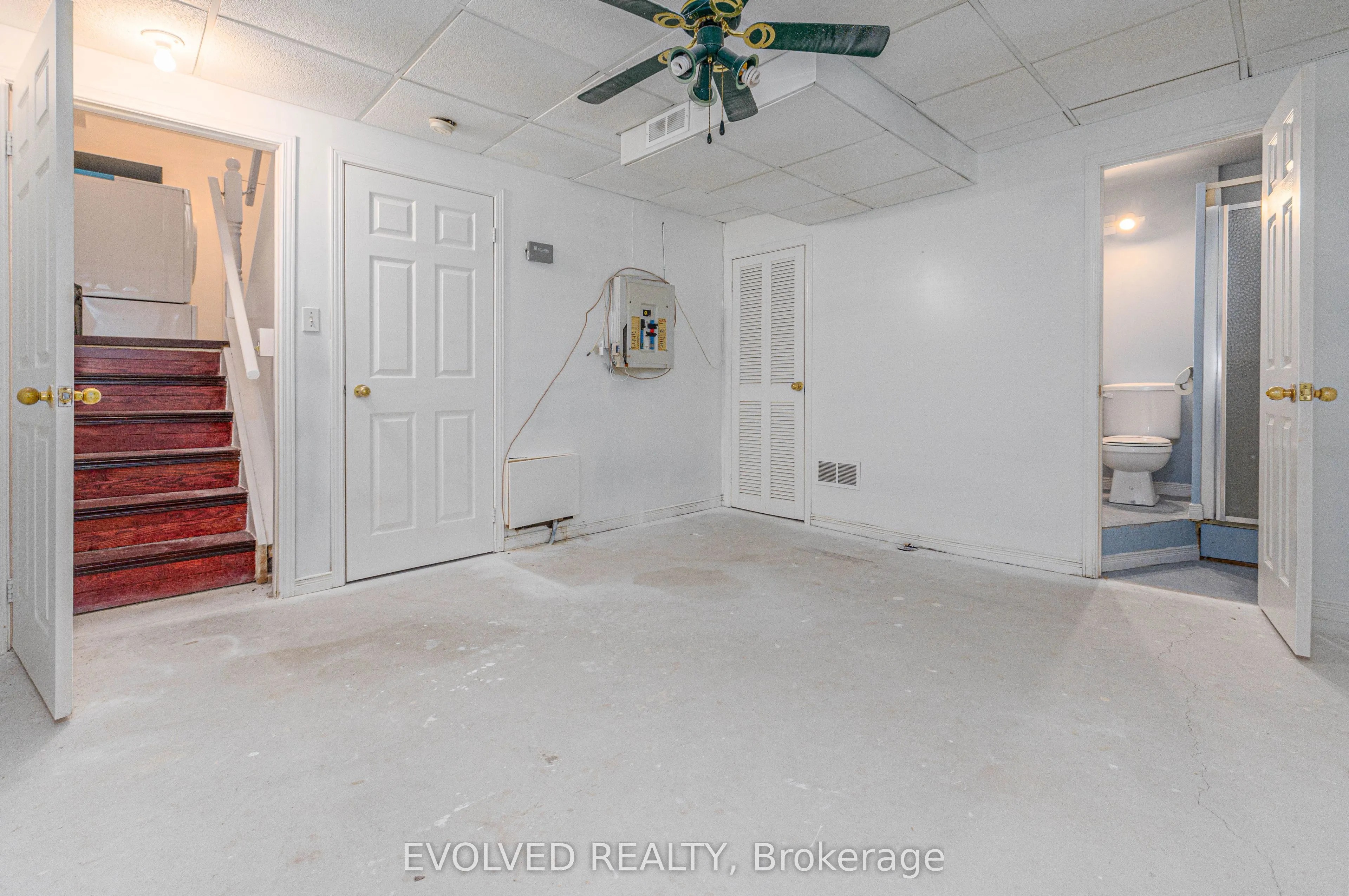 1075 Ellesmere Road, #84