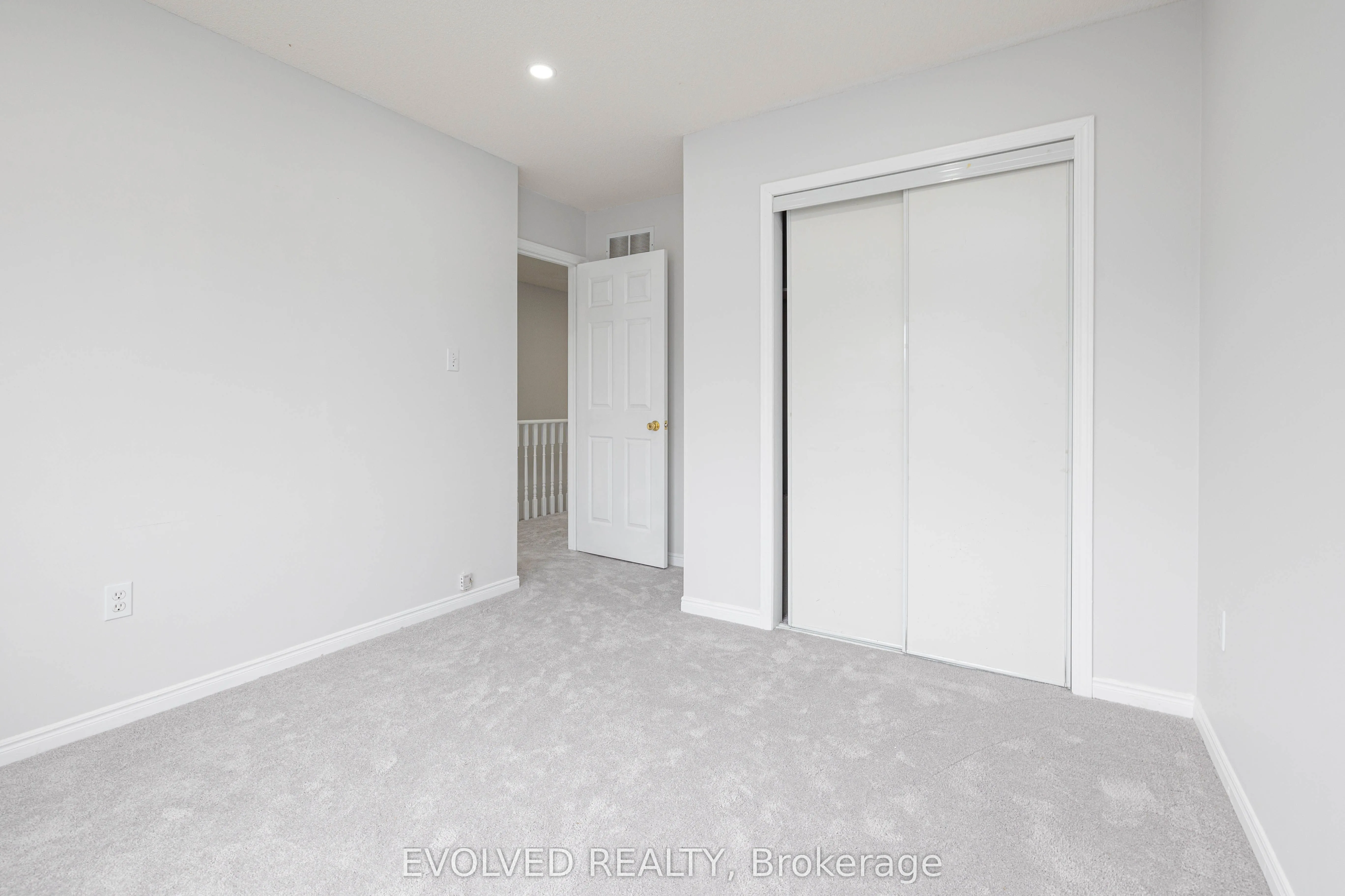 1075 Ellesmere Road, #84