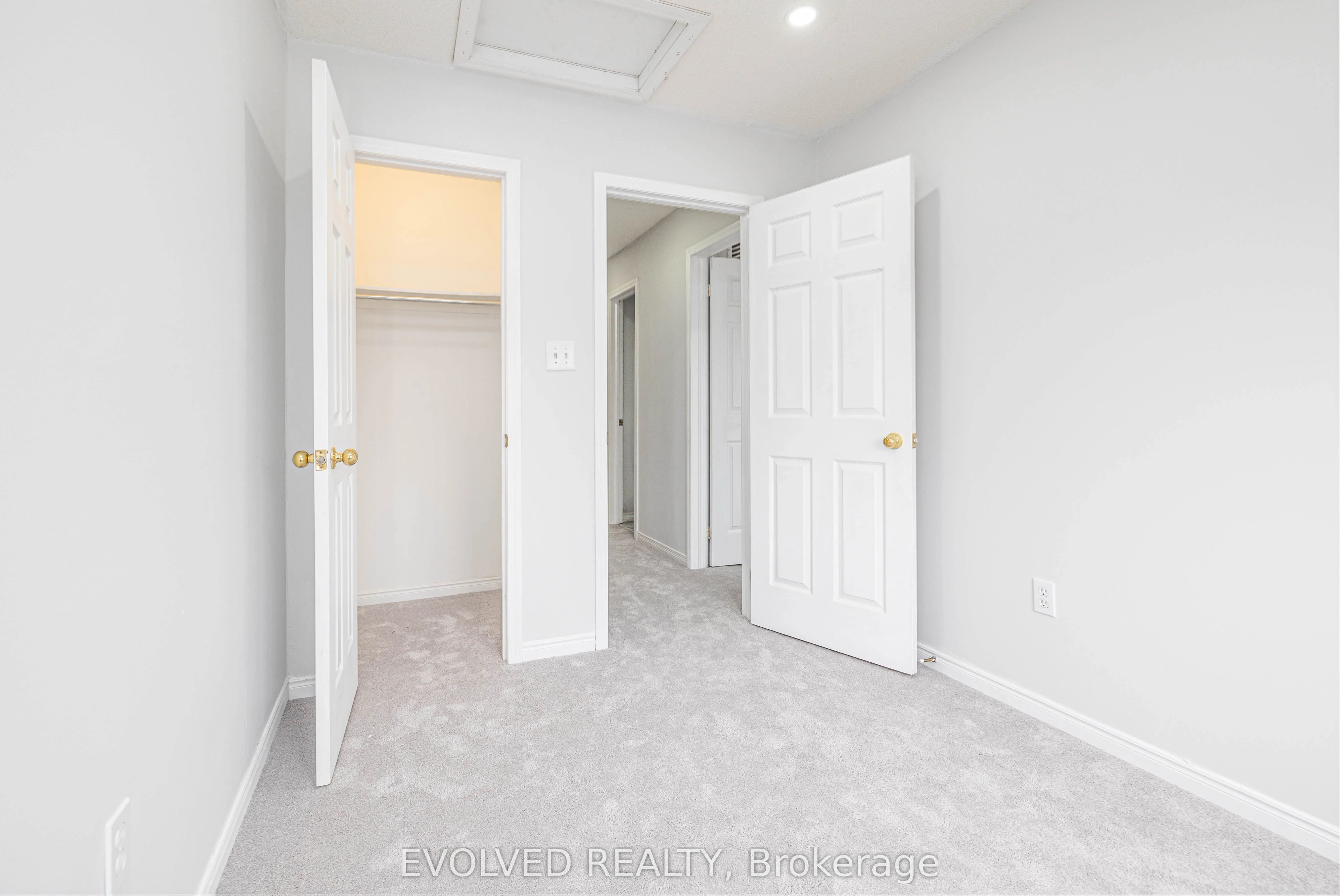 1075 Ellesmere Road, #84