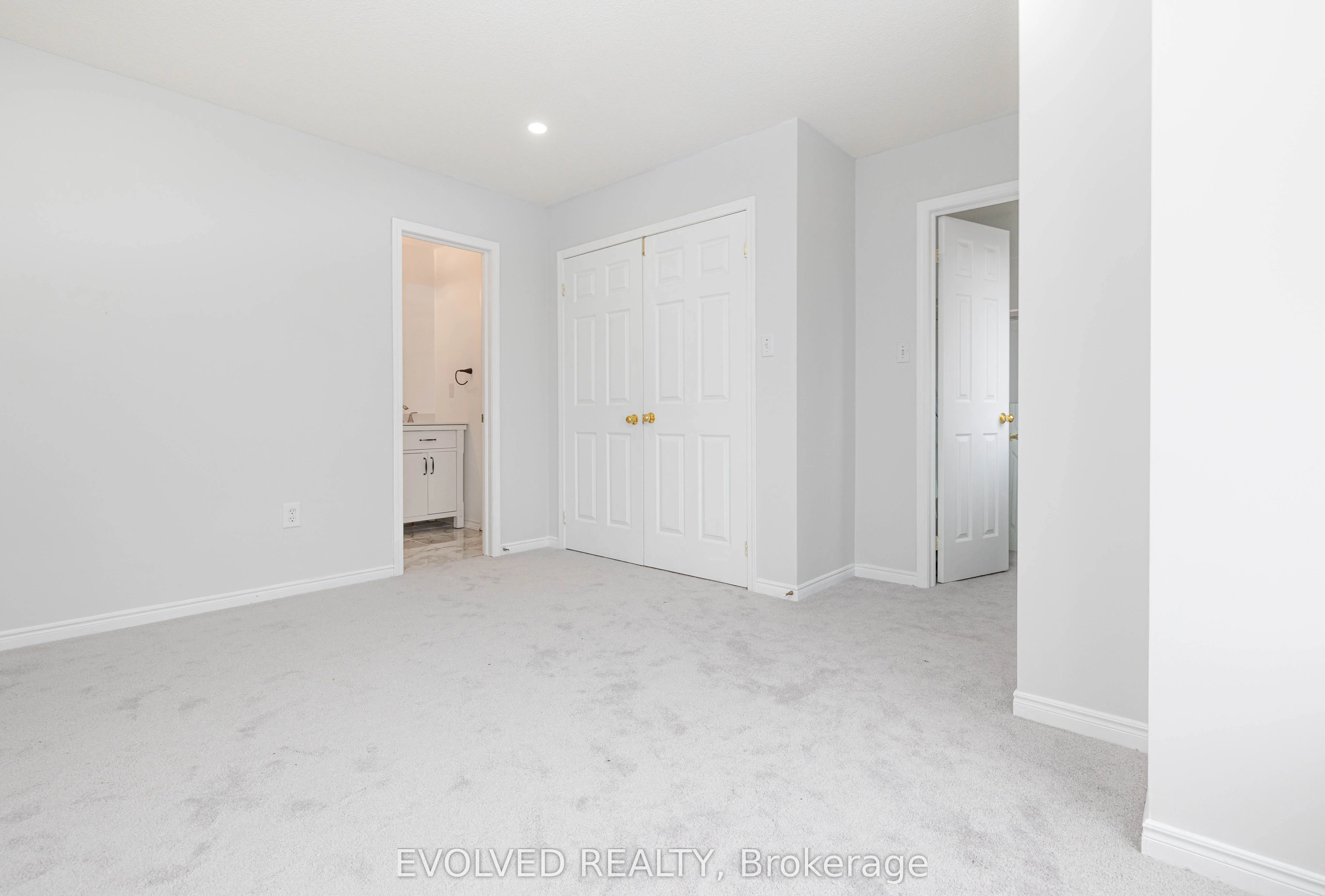 1075 Ellesmere Road, #84