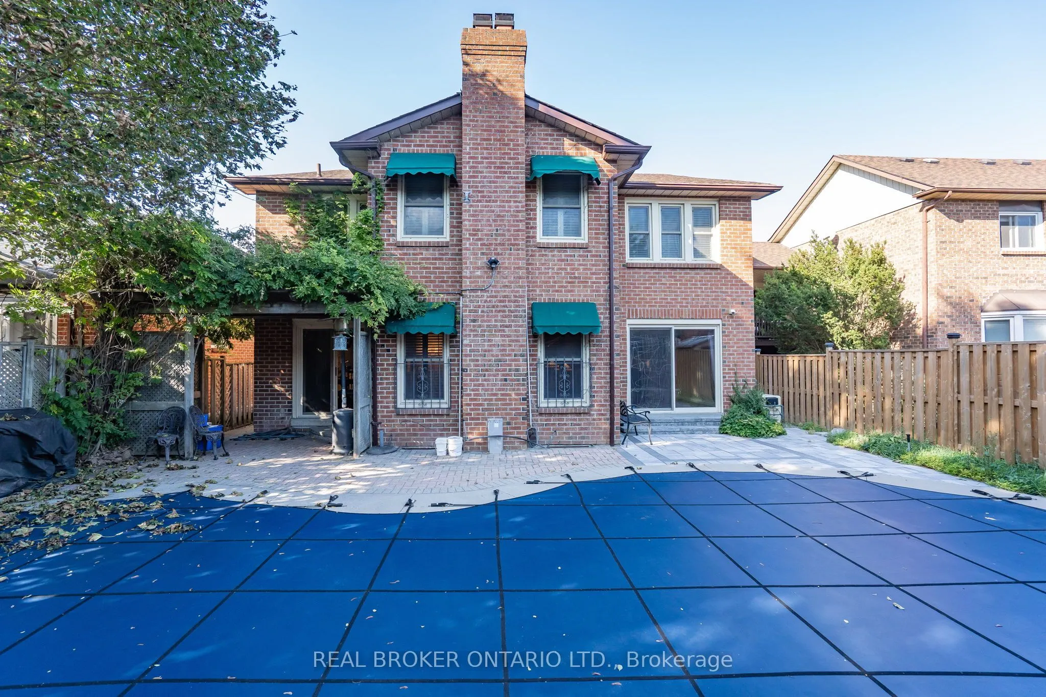 972 Gablehurst Crescent