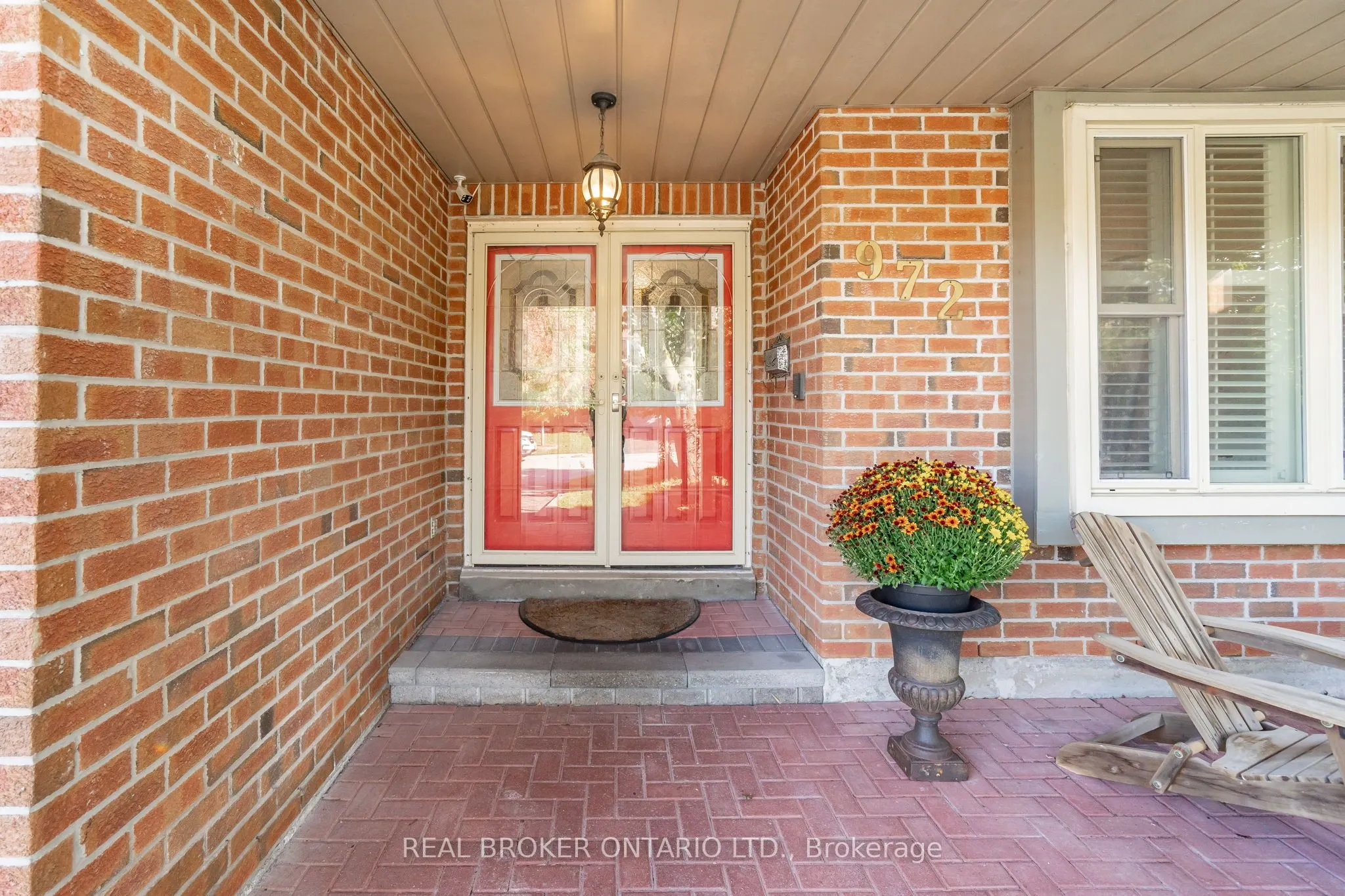 972 Gablehurst Crescent