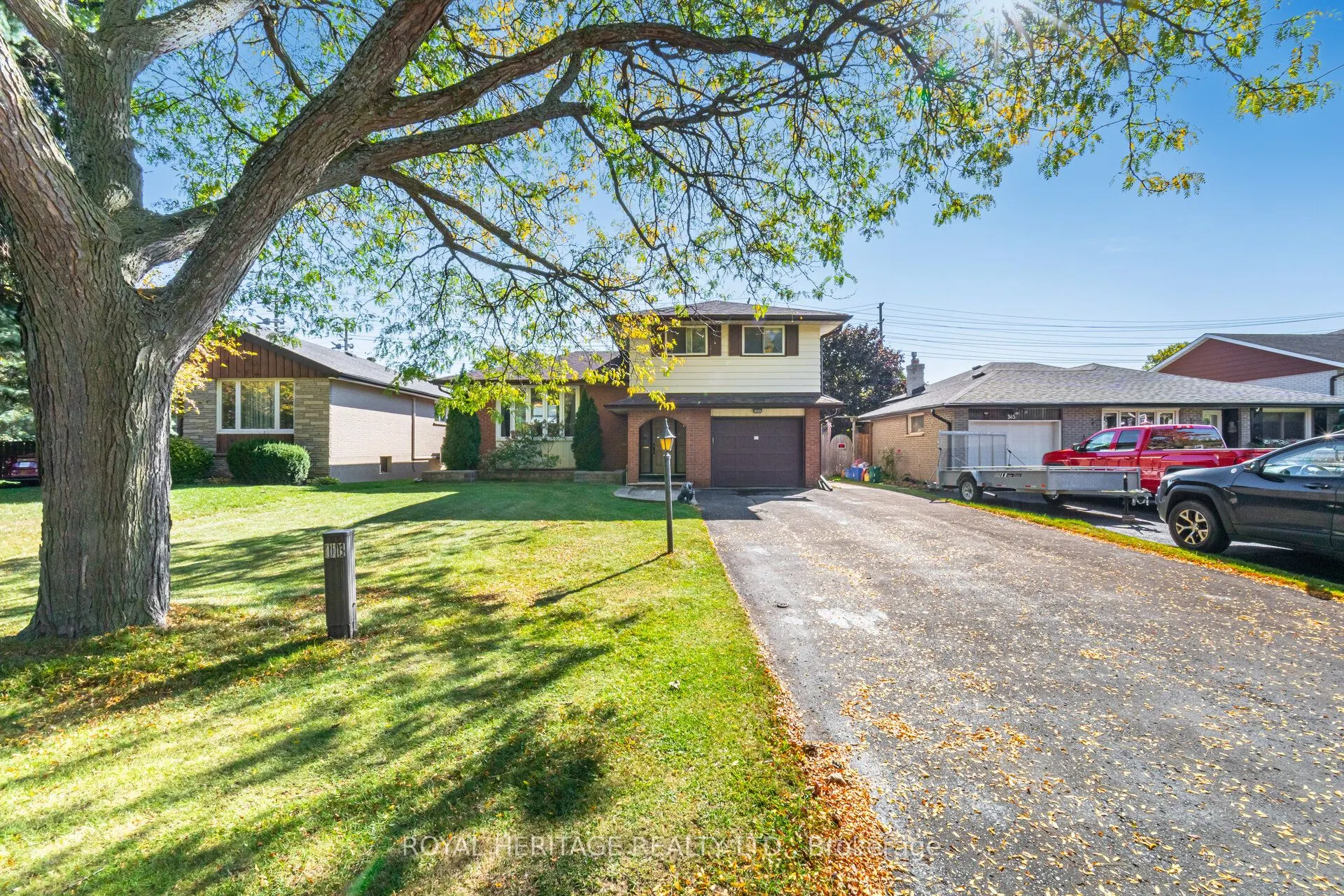 369 Carnaby Court