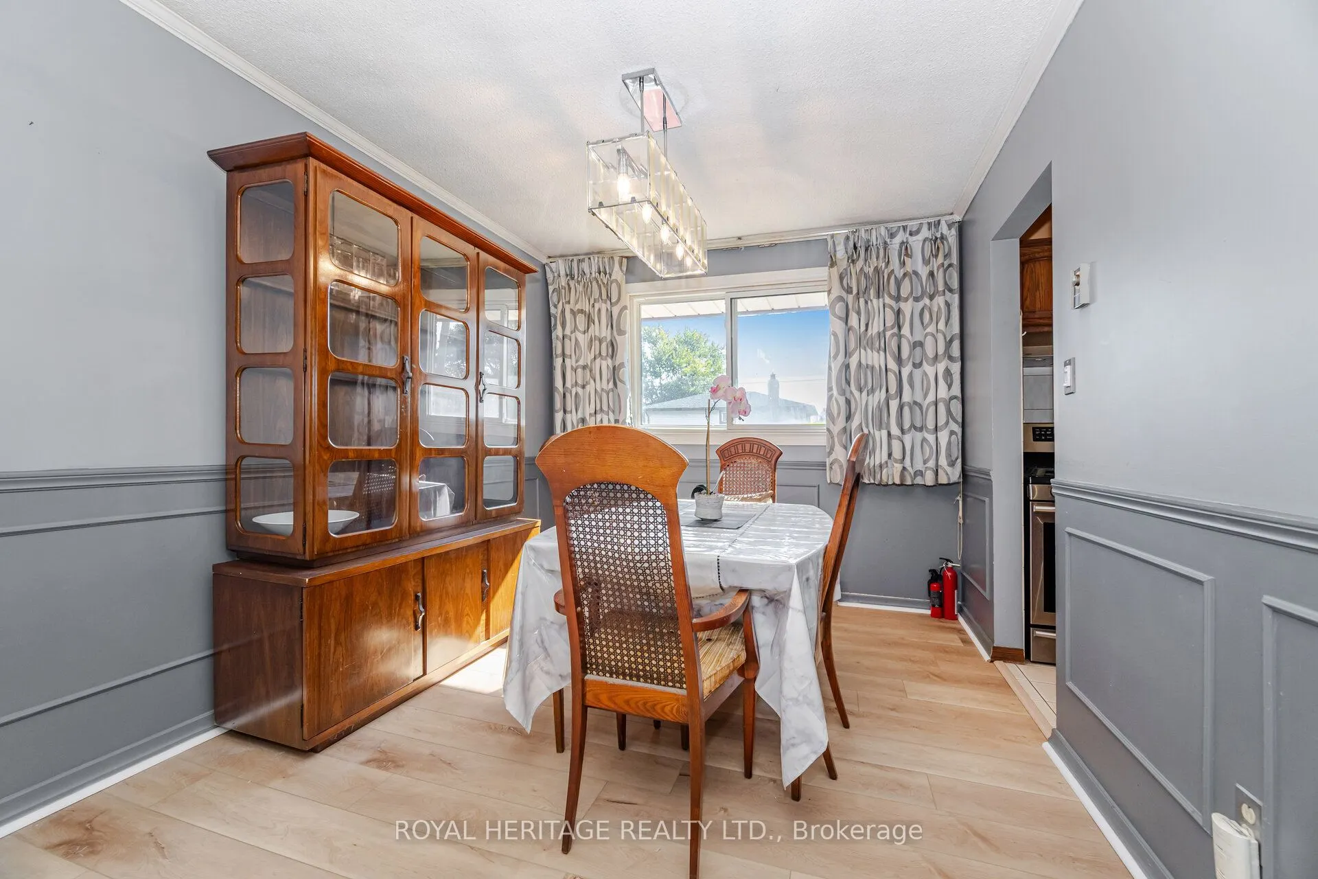 369 Carnaby Court