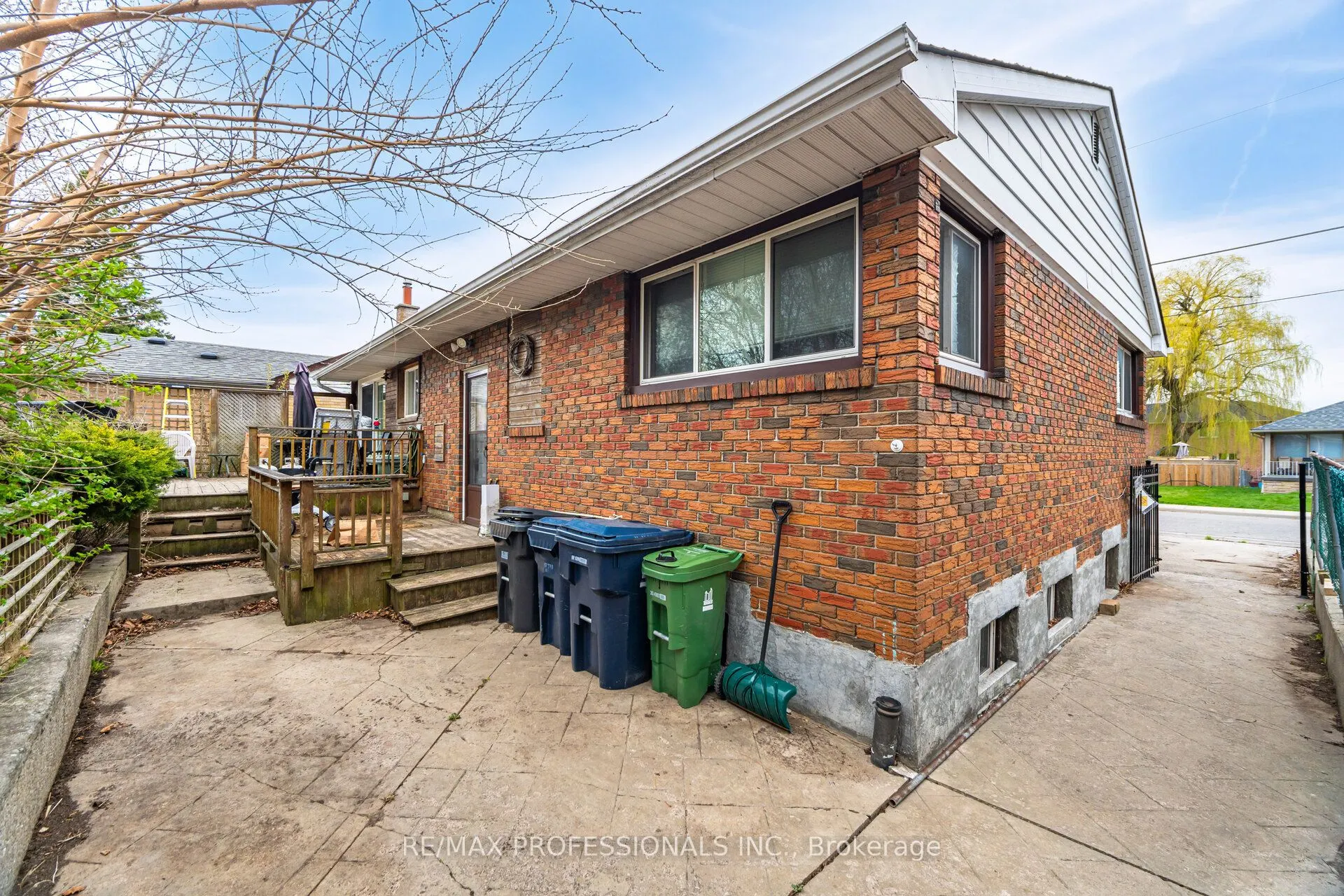 11 Jeanette Street