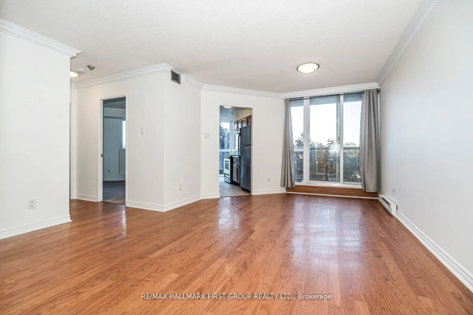 2 Westney Road N Road, #305