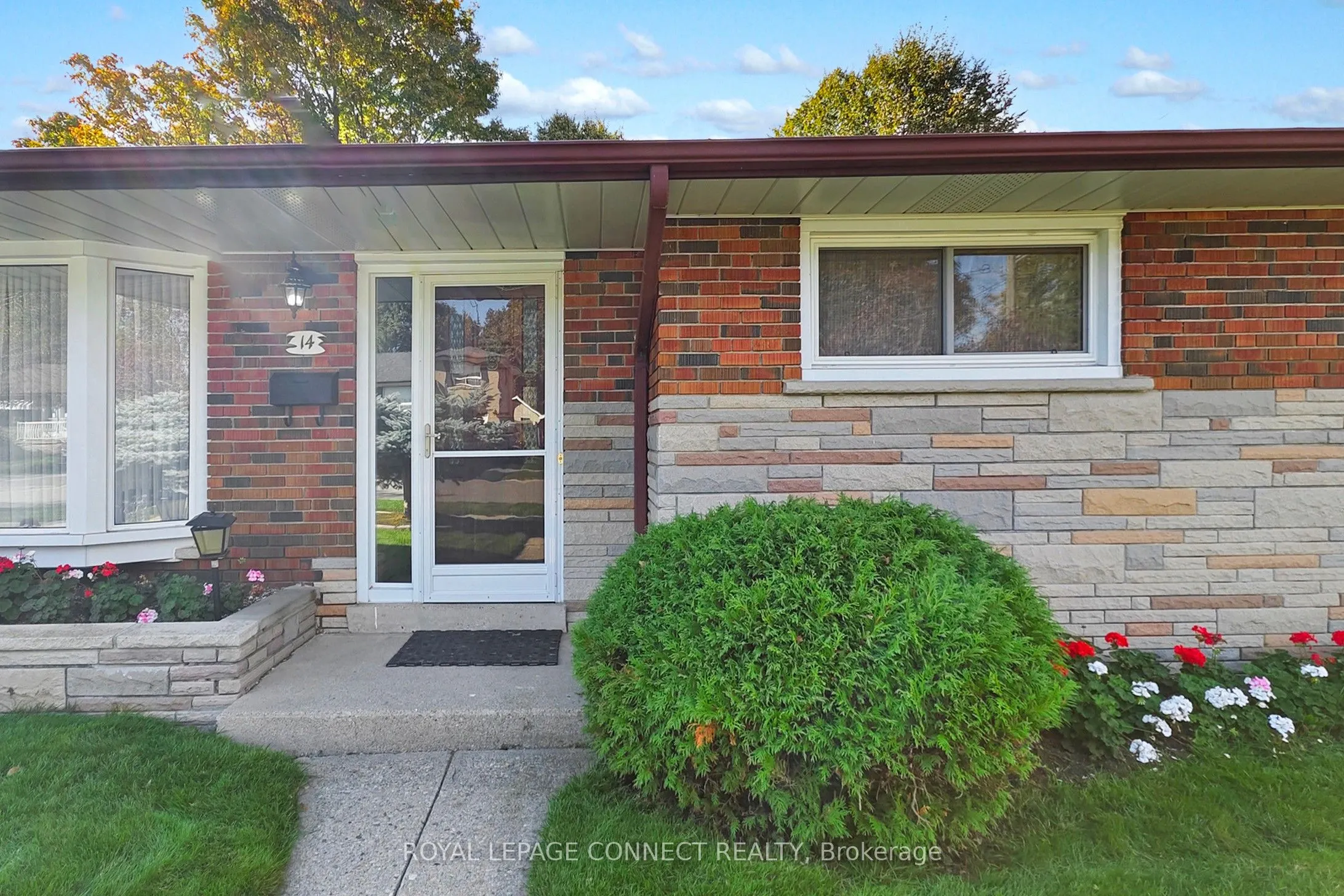 14 Dalehurst Avenue