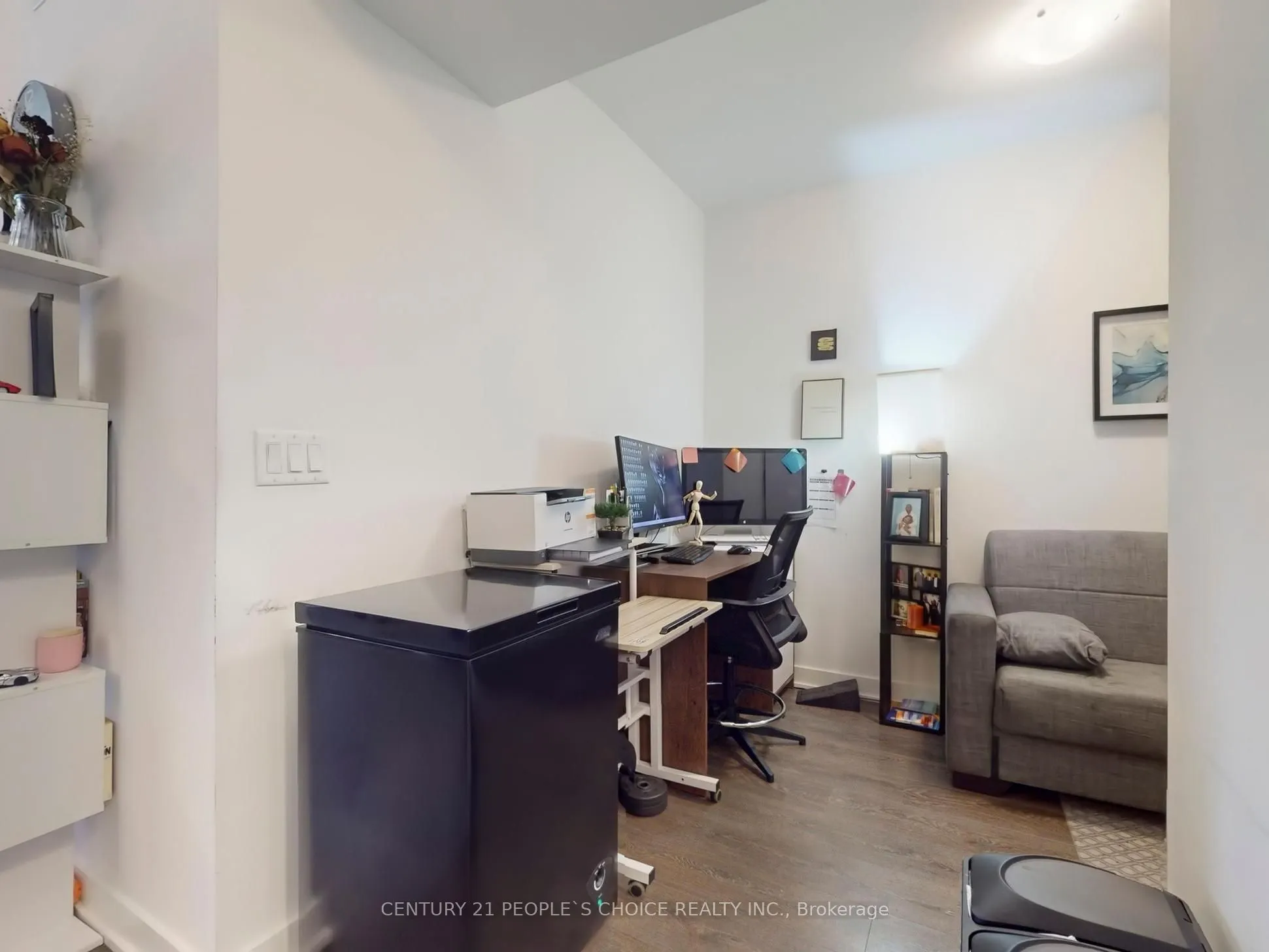 2033 Kennedy Road, #318