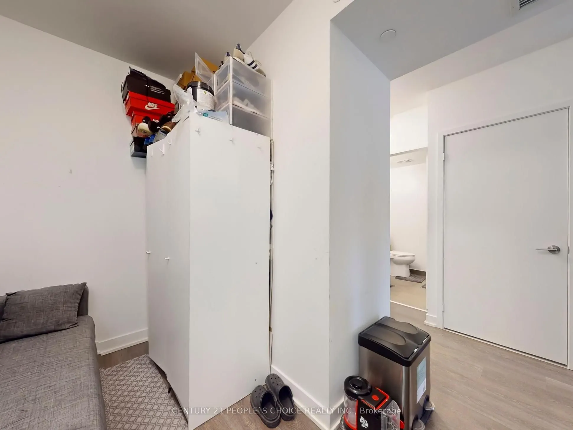 2033 Kennedy Road, #318