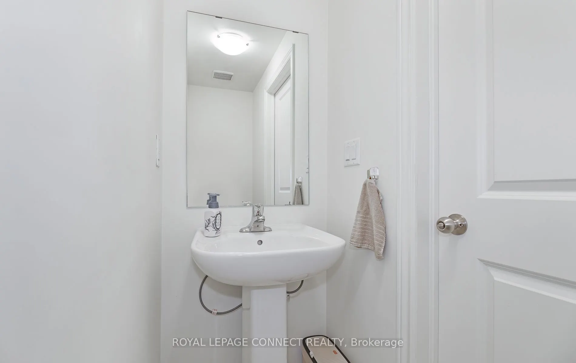 492 Salem Road S