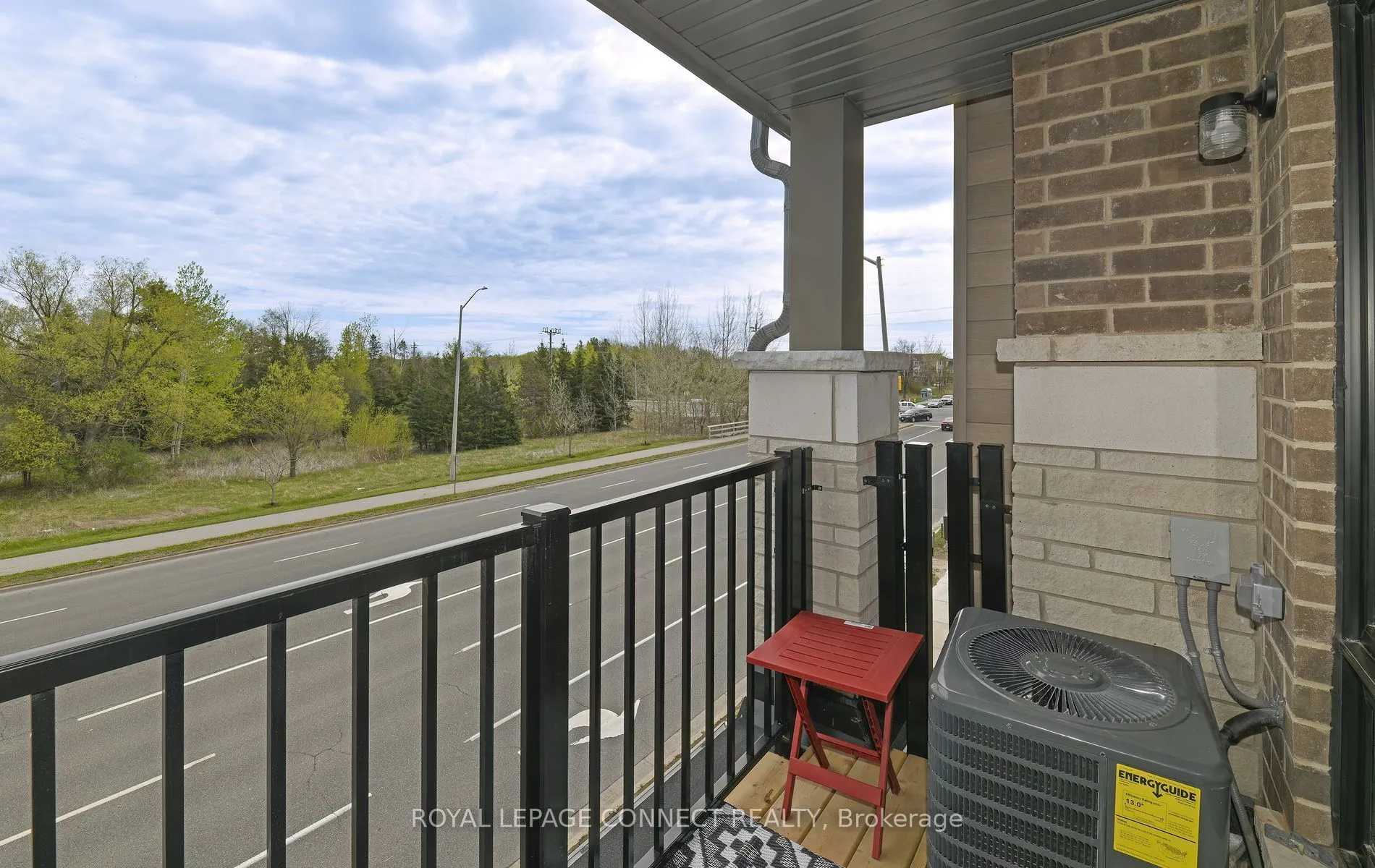 492 Salem Road S