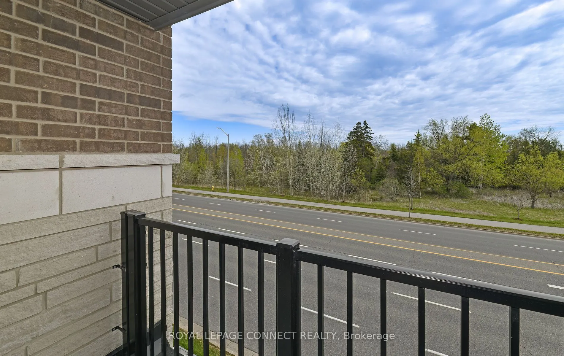 492 Salem Road S