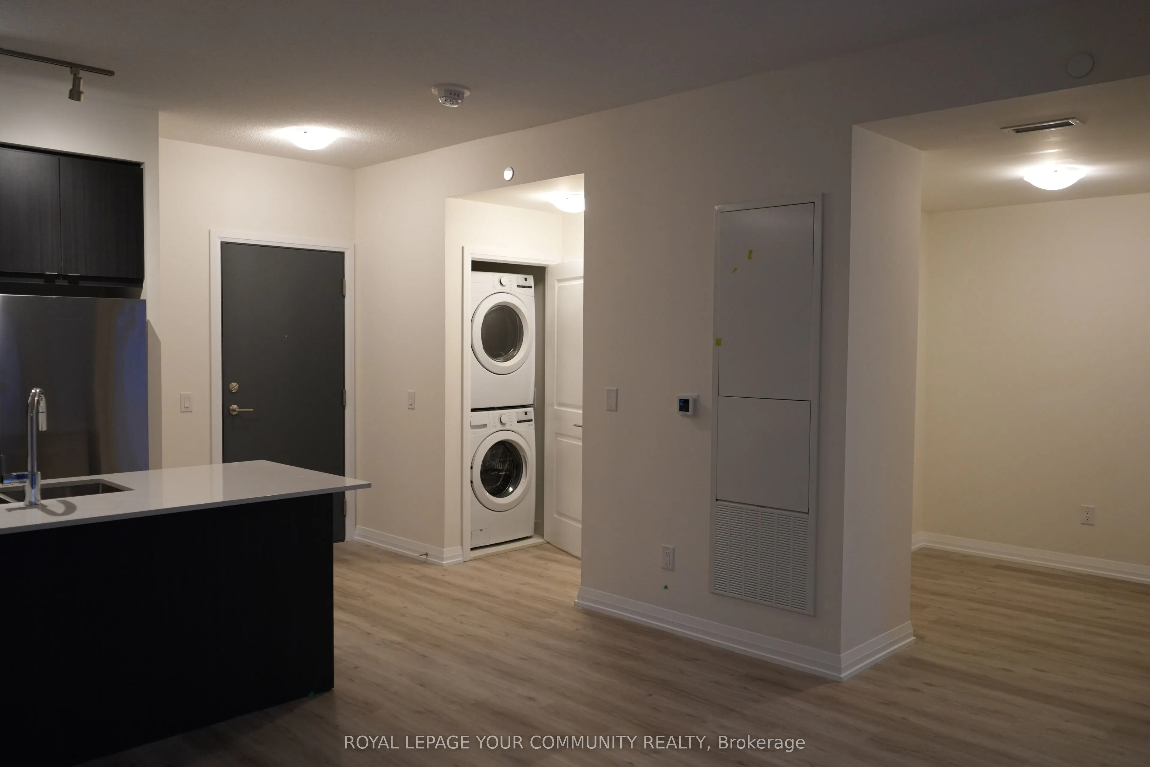 3260 Sheppard Avenue E, #409