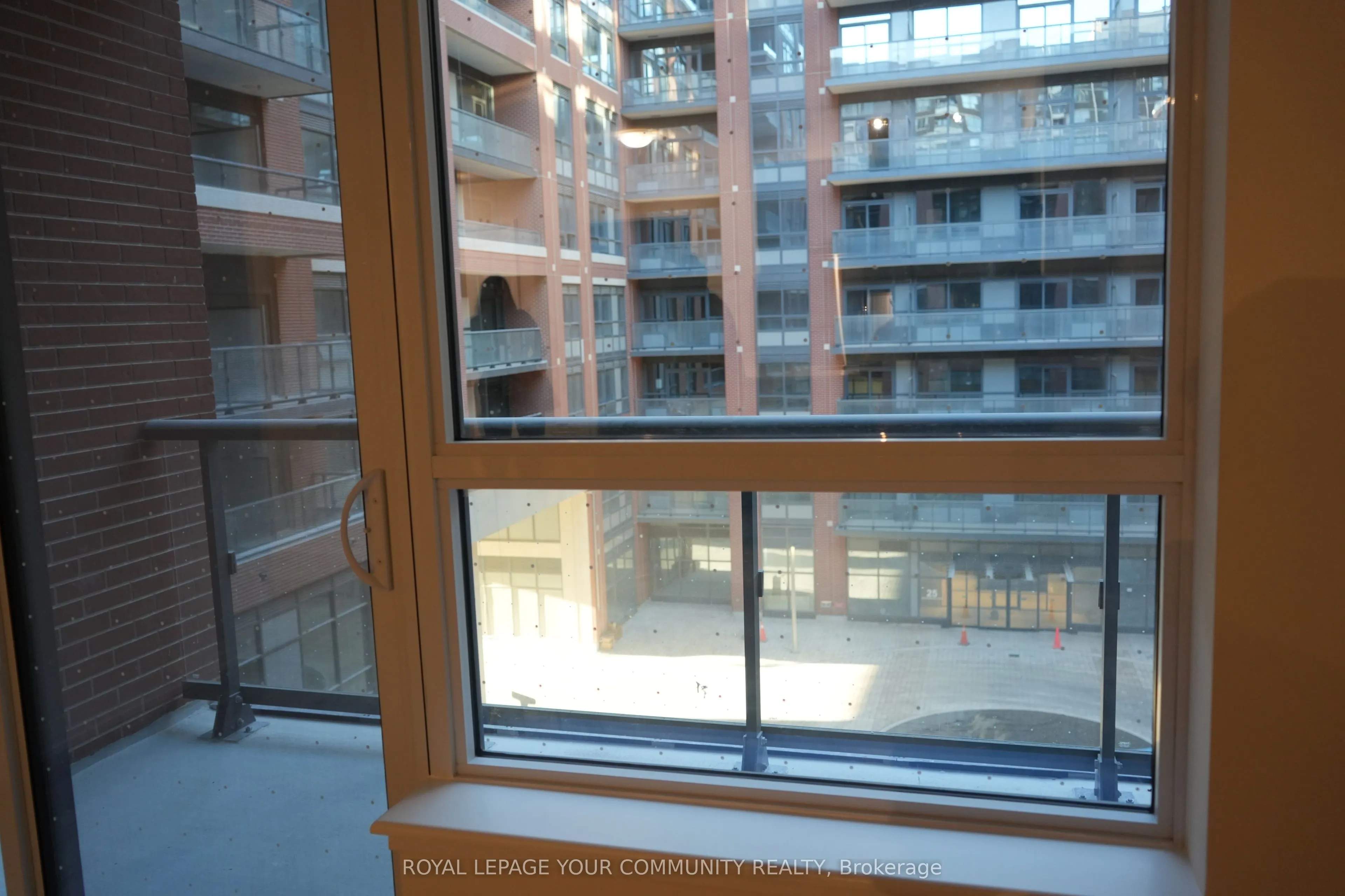 3260 Sheppard Avenue E, #409