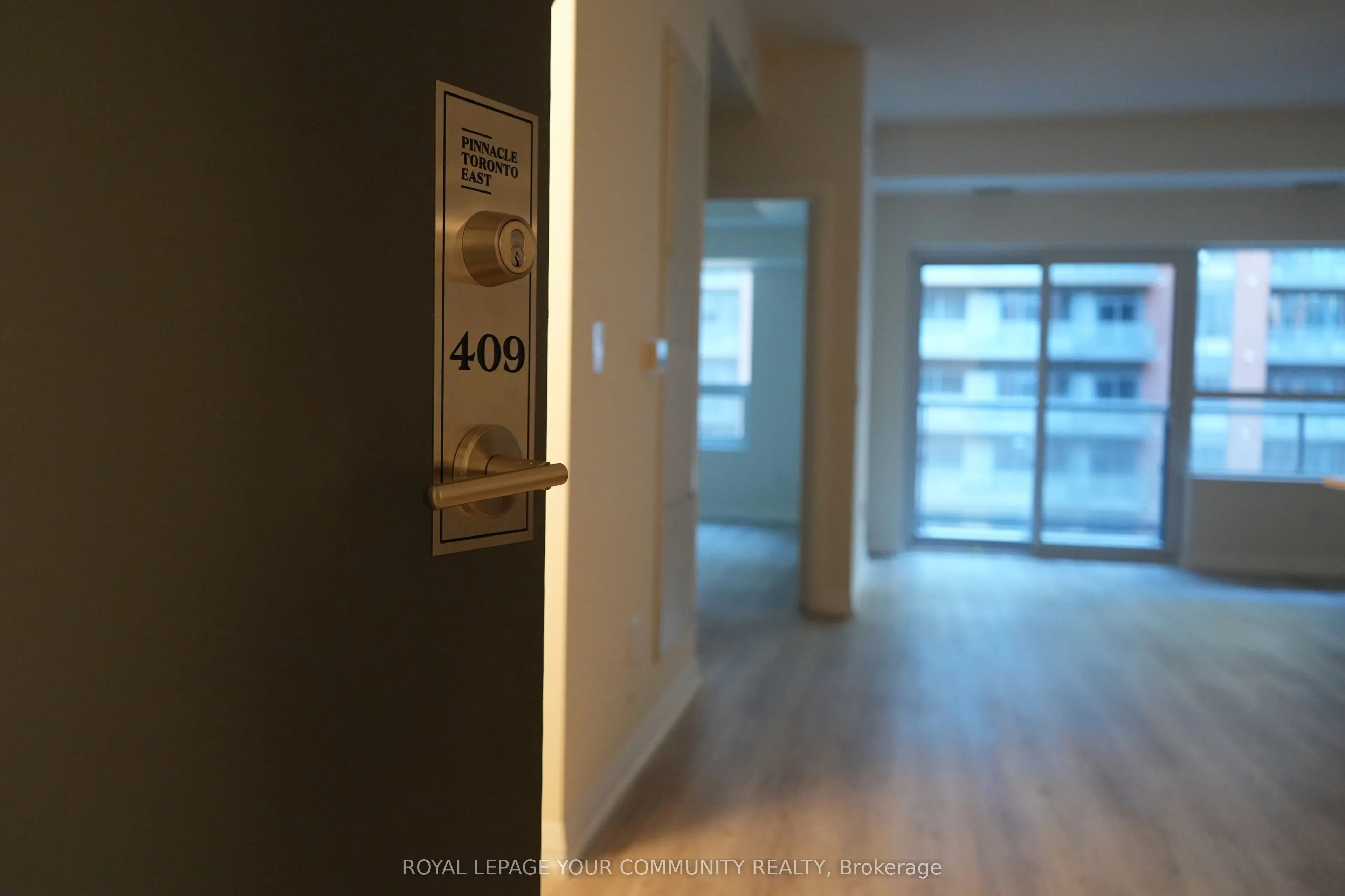3260 Sheppard Avenue E, #409