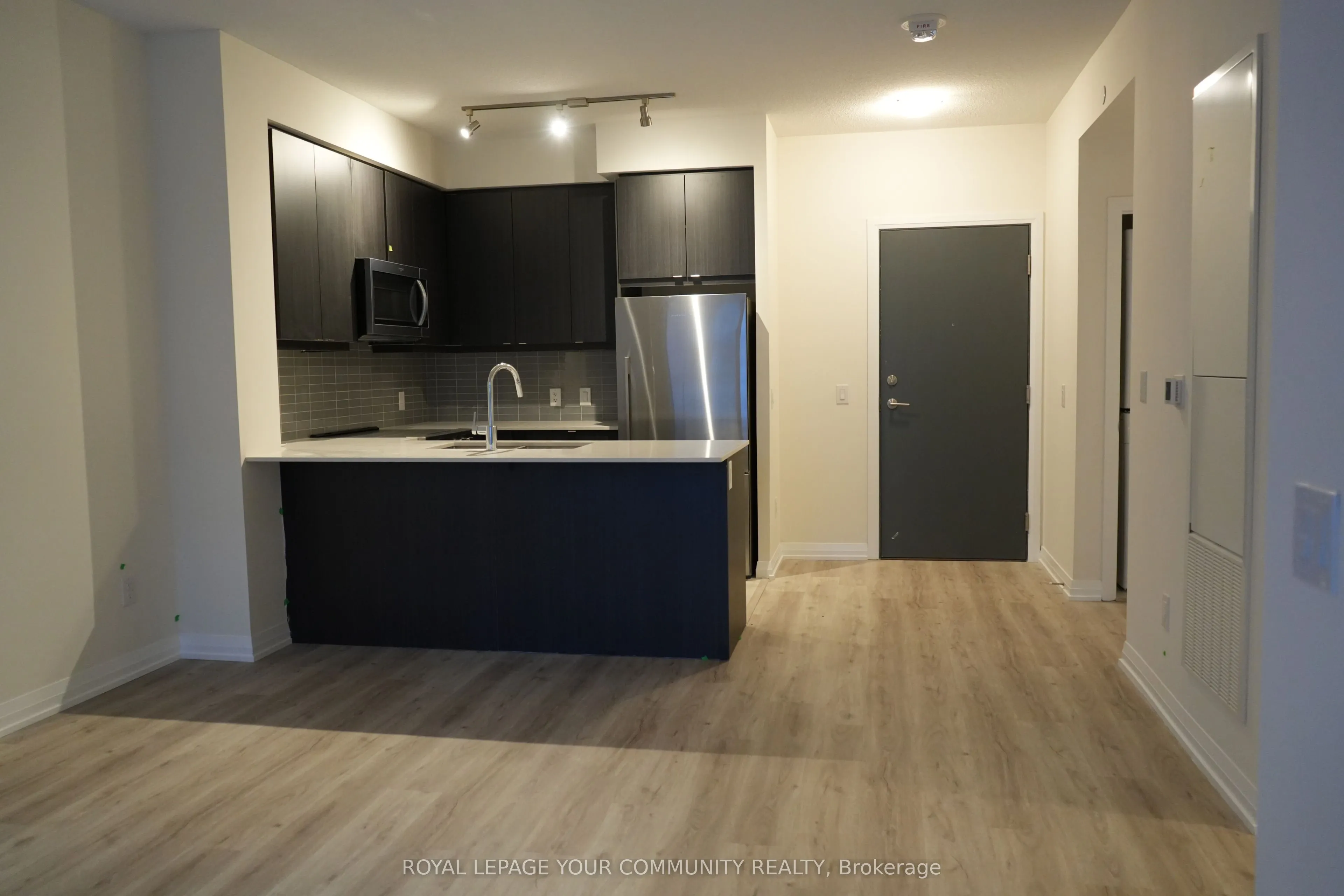 3260 Sheppard Avenue E, #409