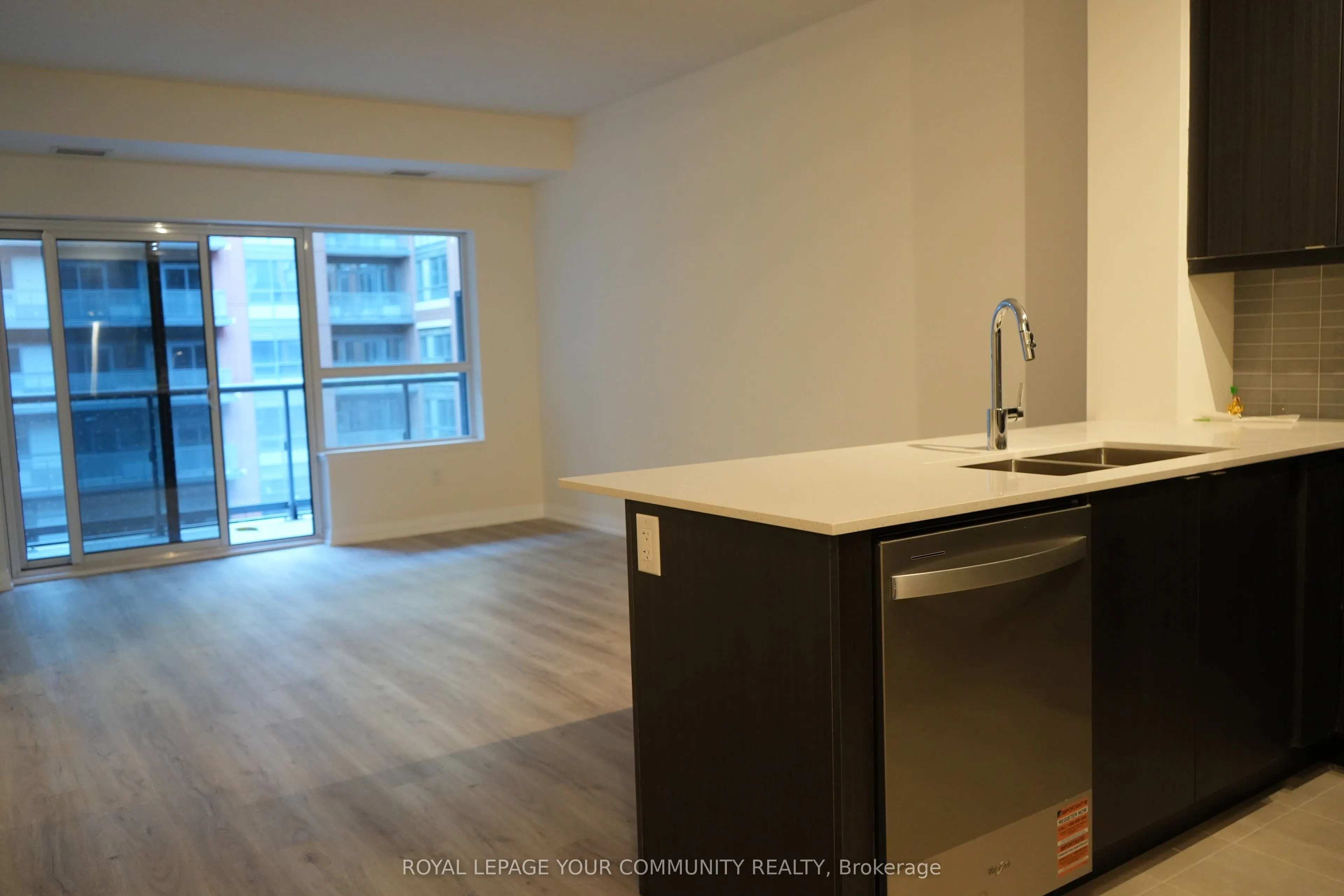 3260 Sheppard Avenue E, #409