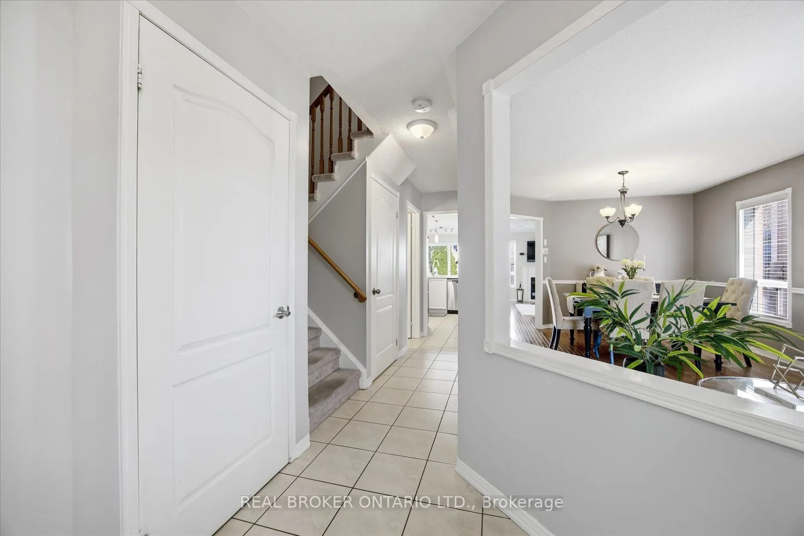 61 Aster Crescent