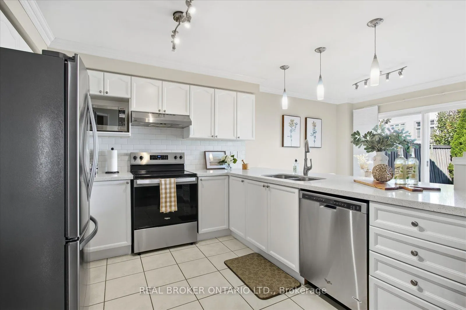 61 Aster Crescent