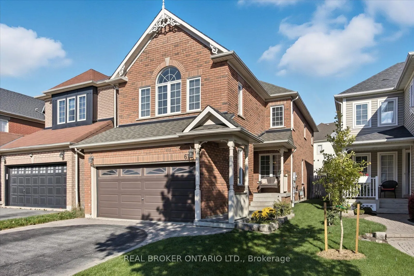 61 Aster Crescent