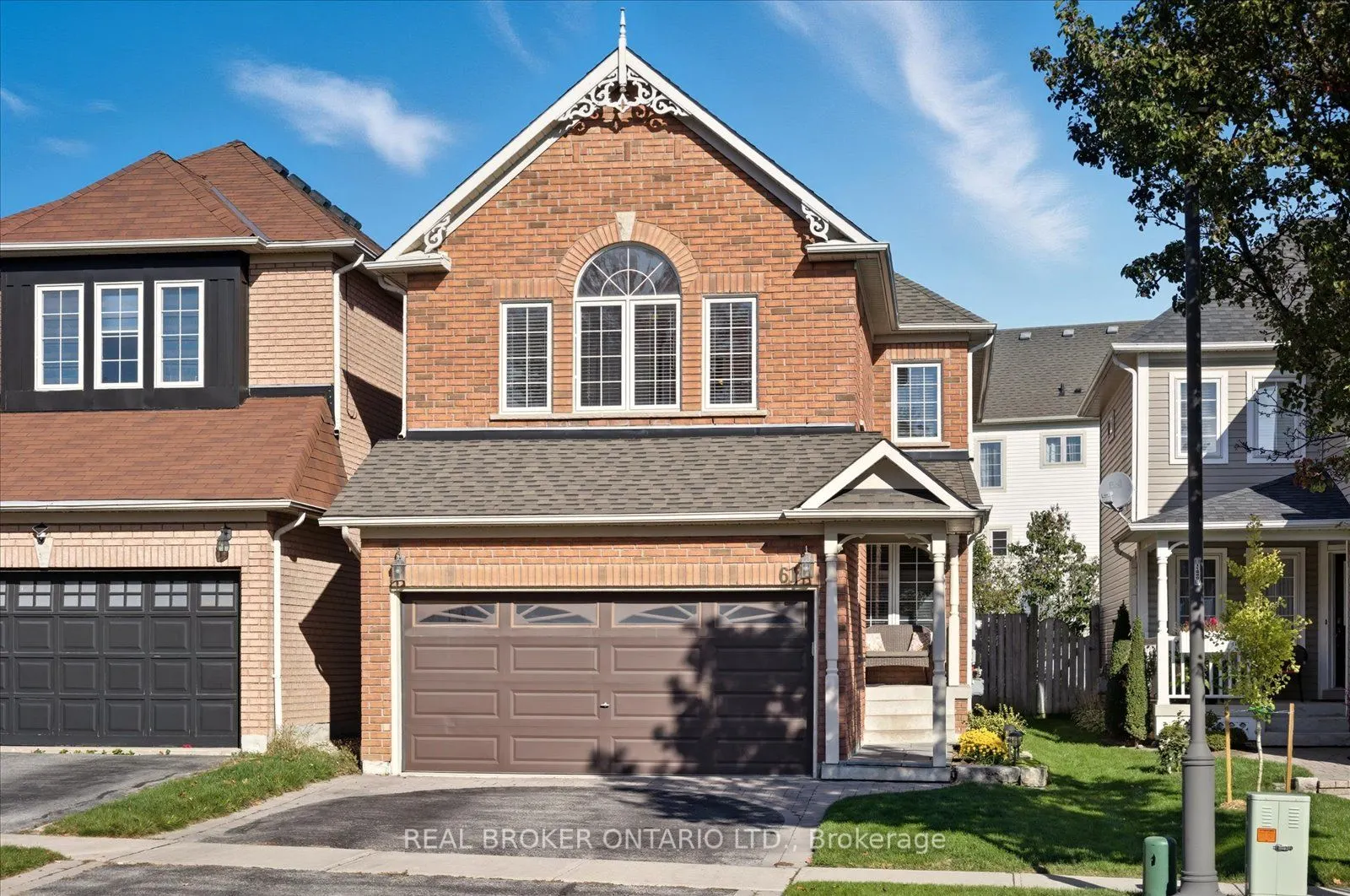 61 Aster Crescent