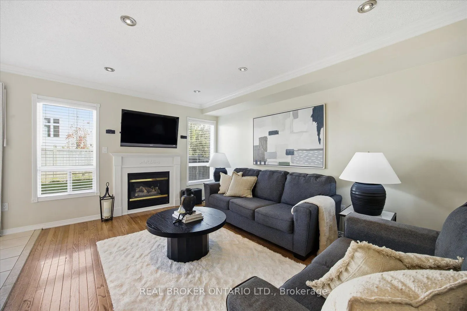 61 Aster Crescent