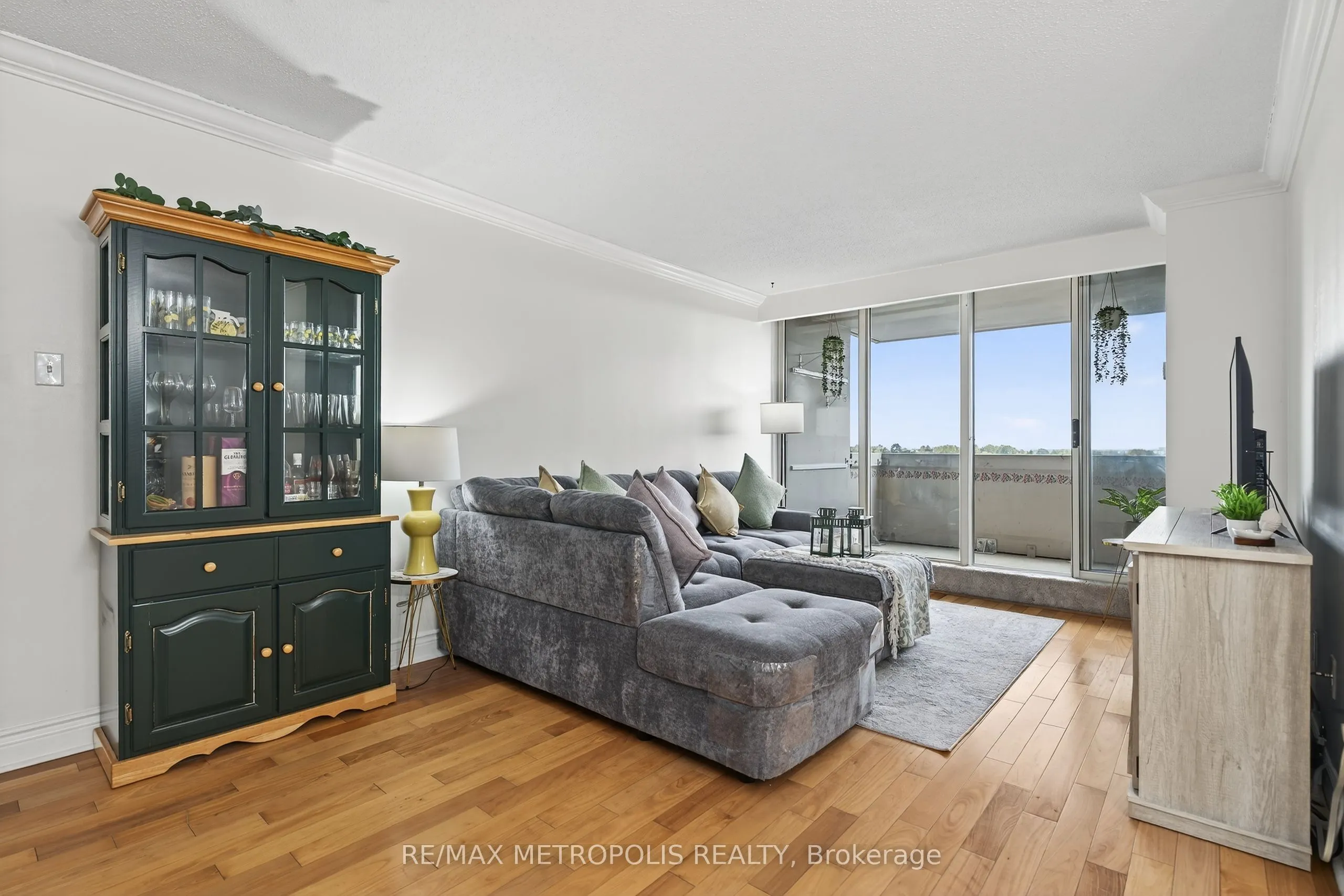 44 Falby Court, #707