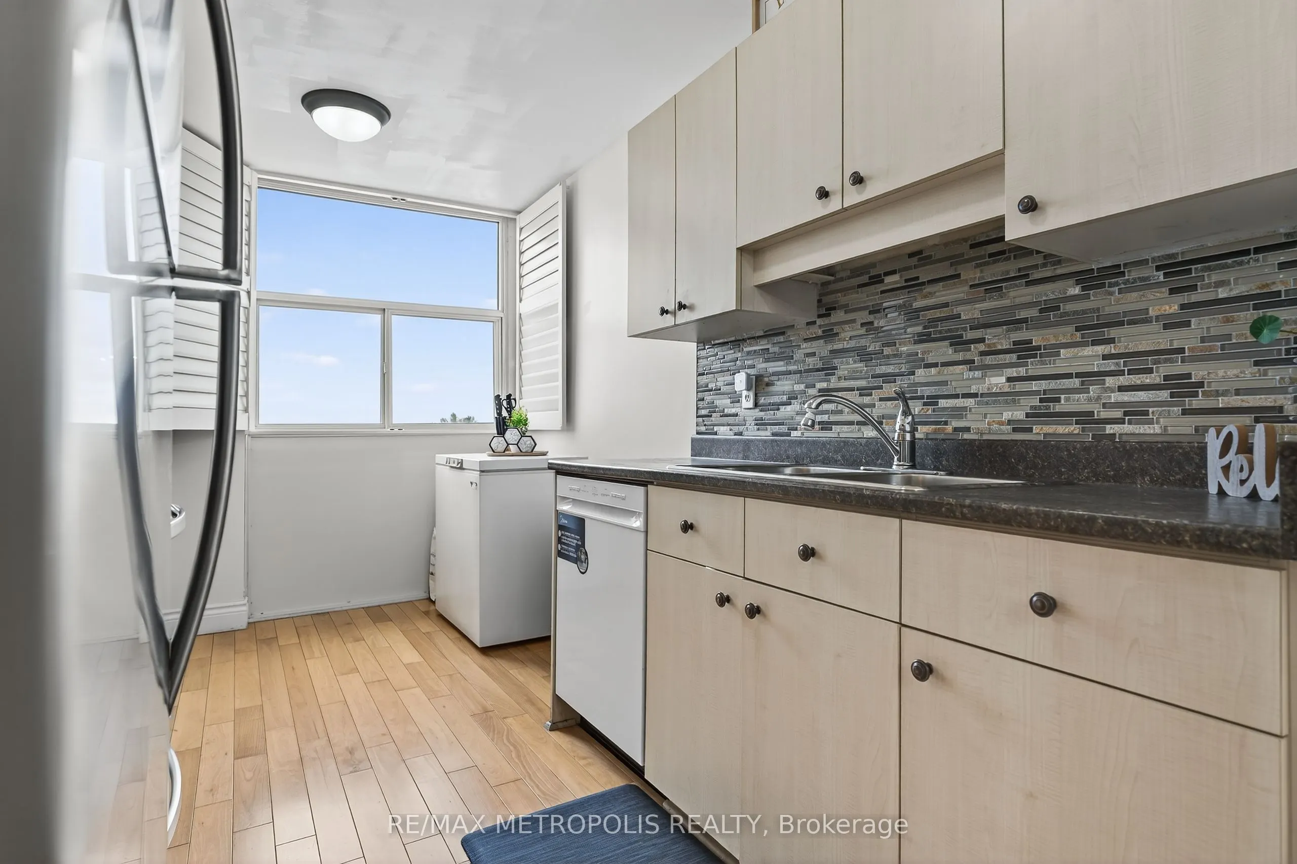 44 Falby Court, #707