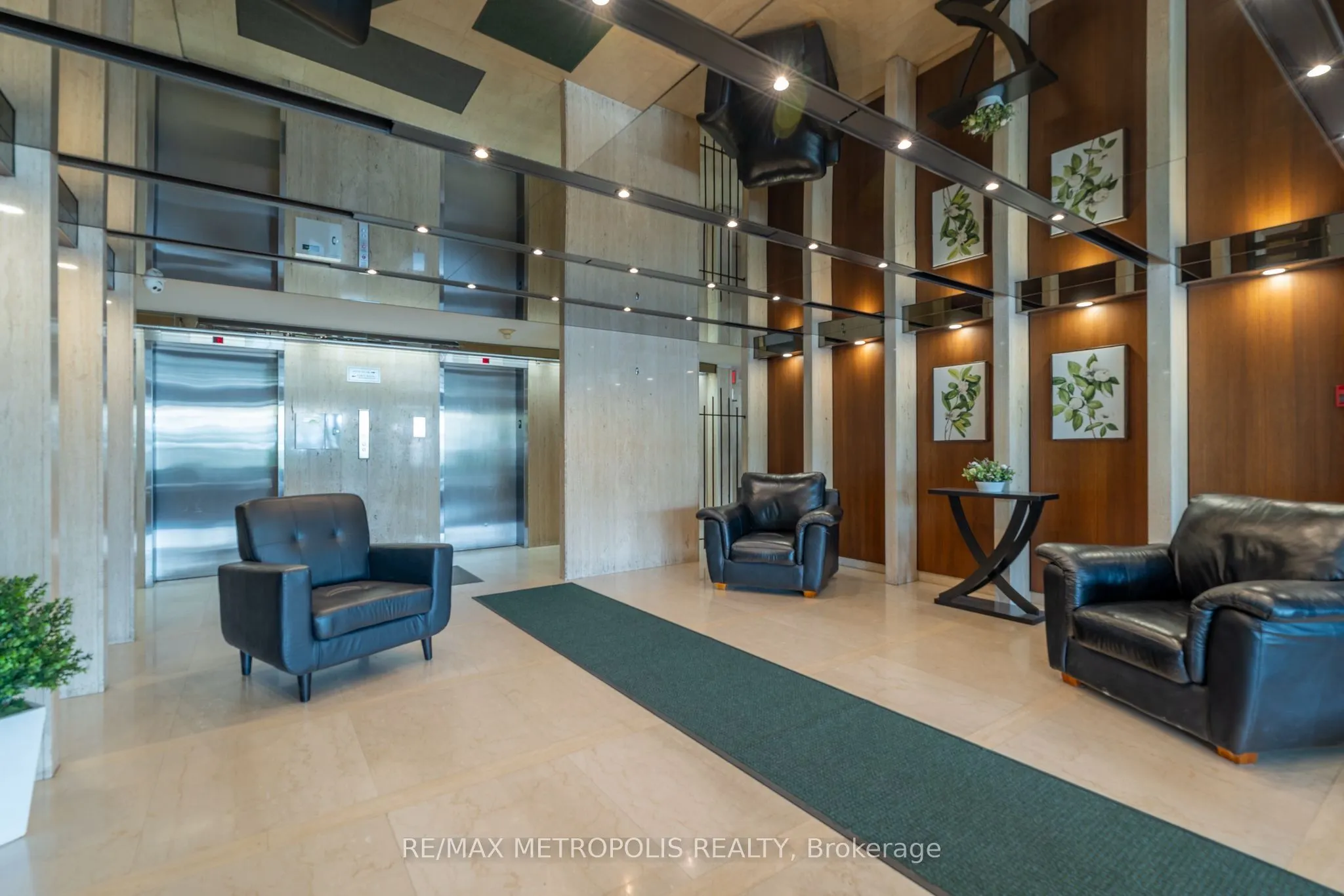 44 Falby Court, #707