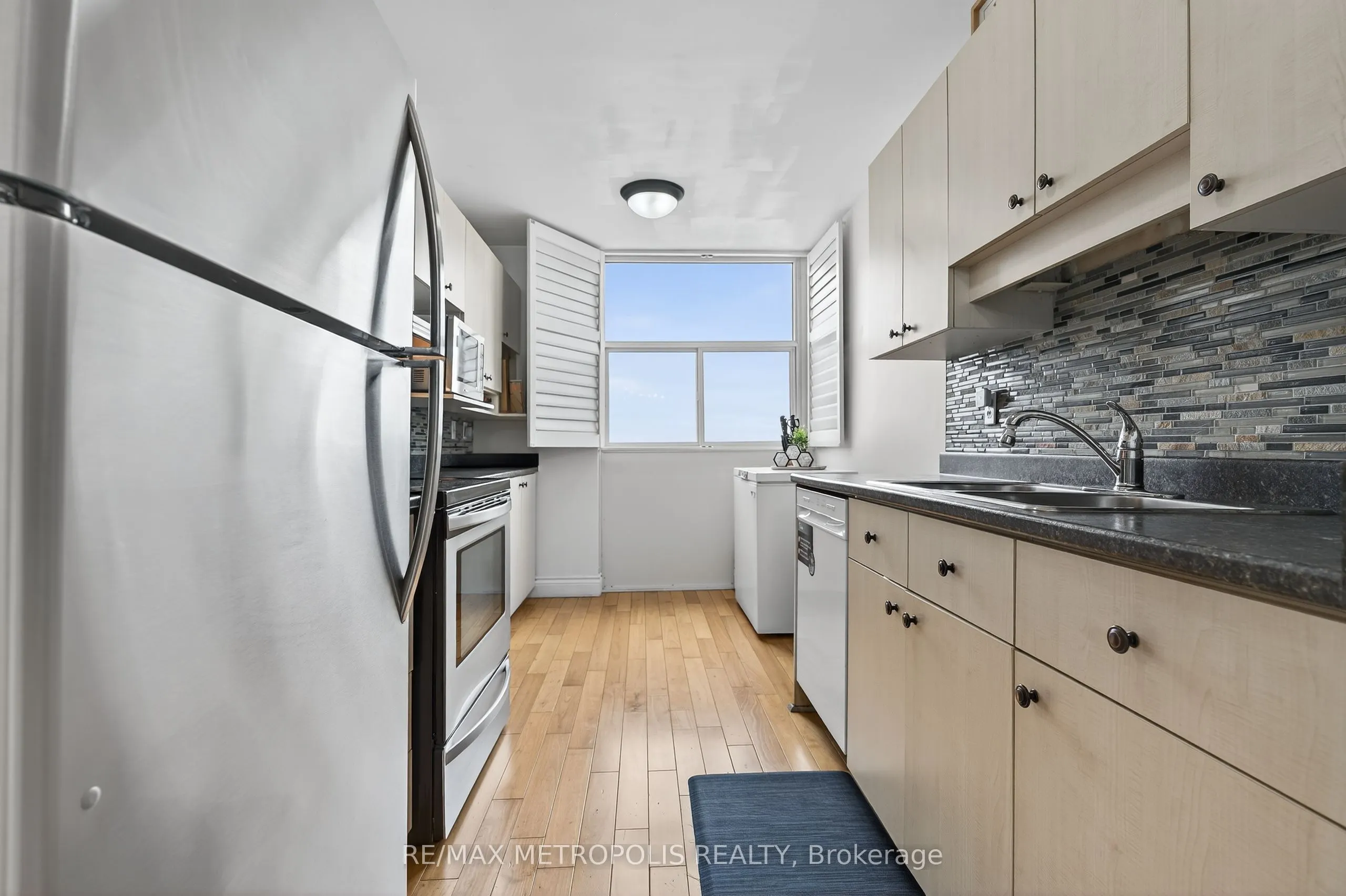 44 Falby Court, #707
