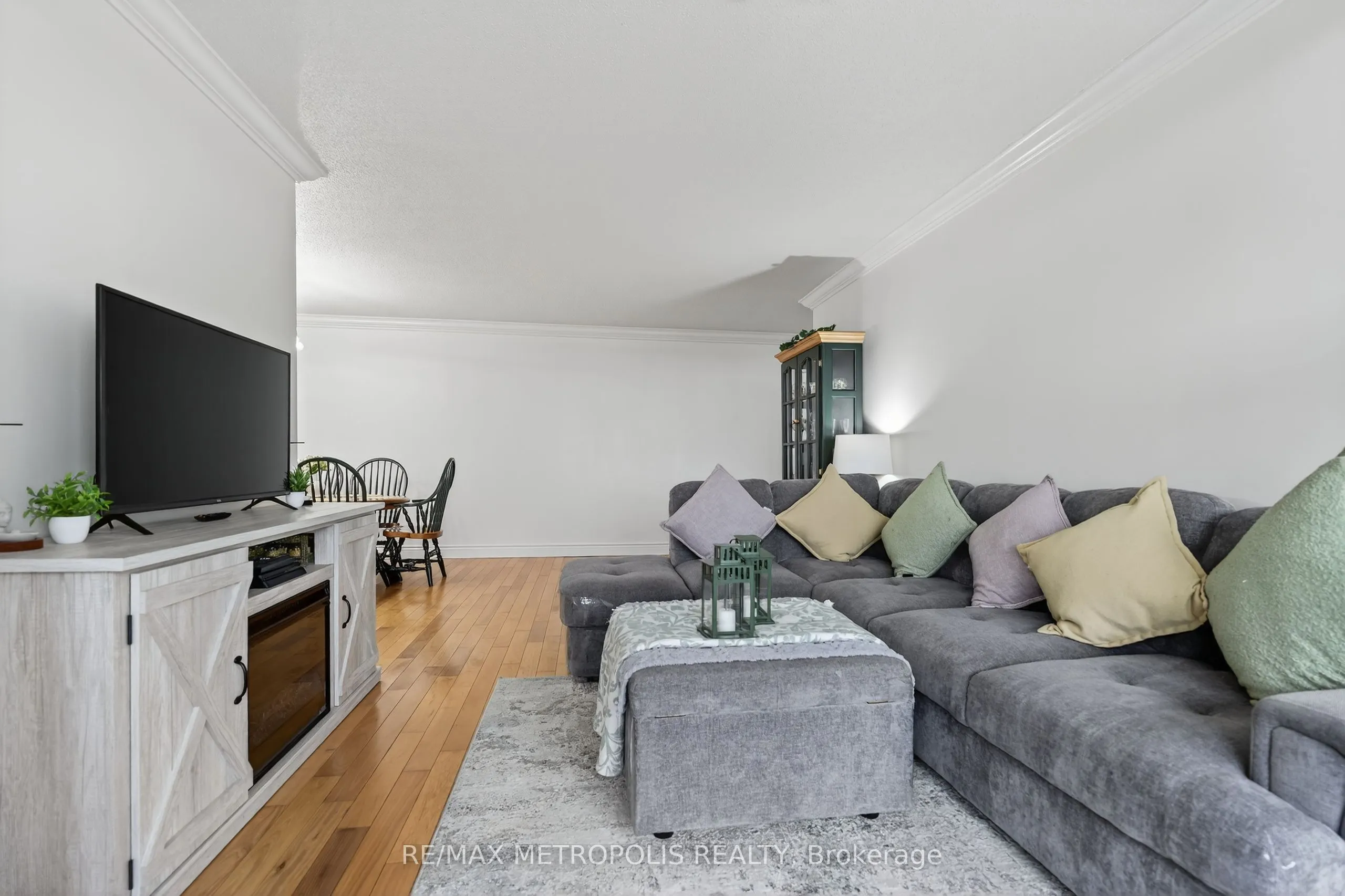 44 Falby Court, #707