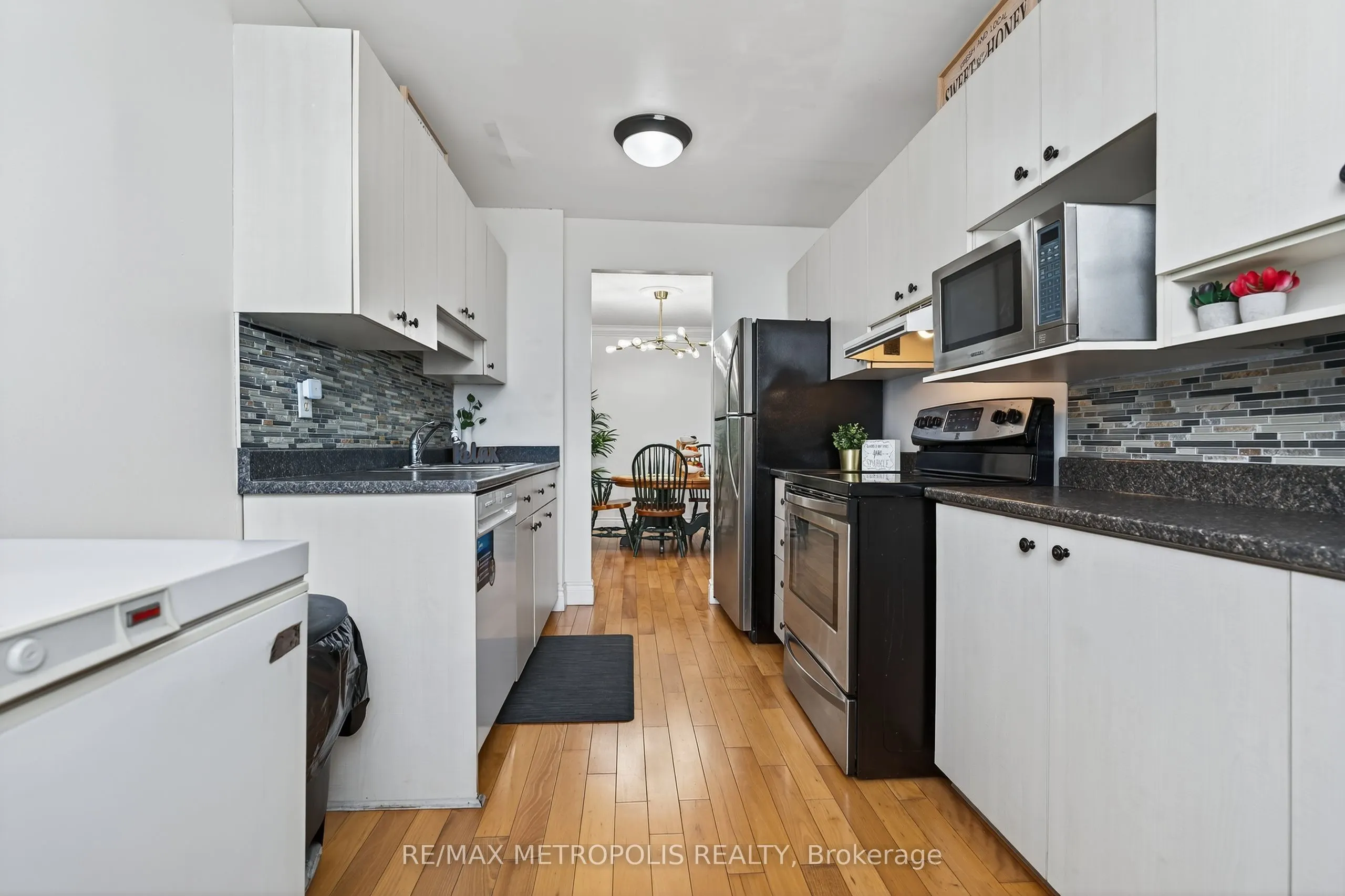 44 Falby Court, #707