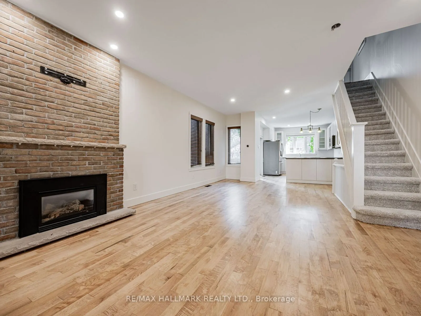 97 Woodycrest Avenue