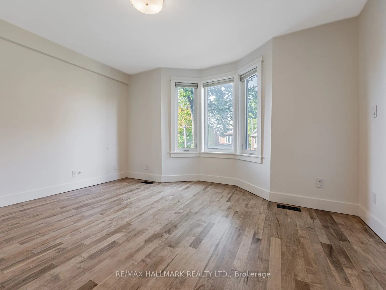 97 Woodycrest Avenue