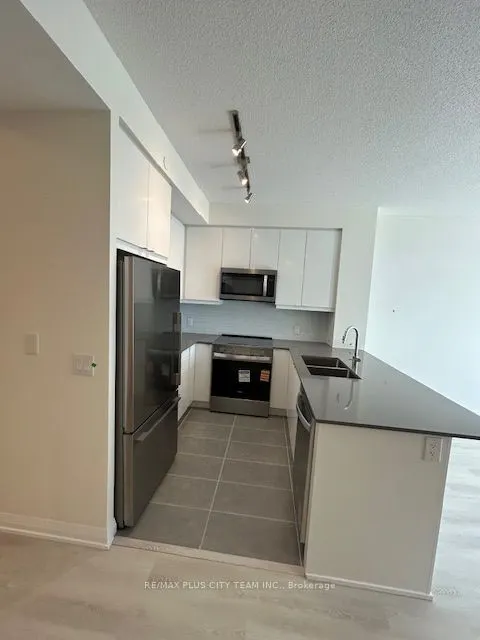 3260 Sheppard Avenue E, #709
