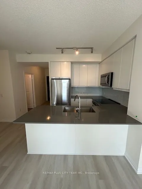3260 Sheppard Avenue E, #709