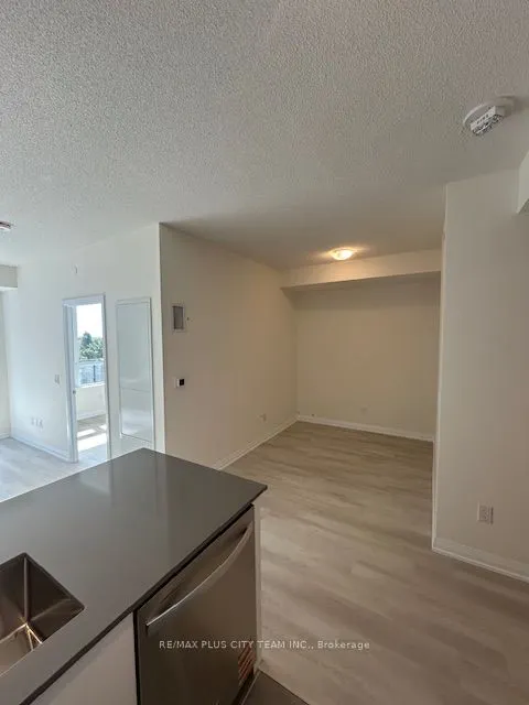 3260 Sheppard Avenue E, #709