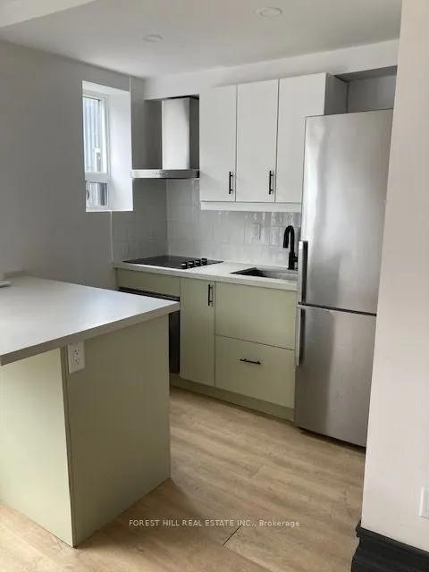 204 Kingston Road, #102