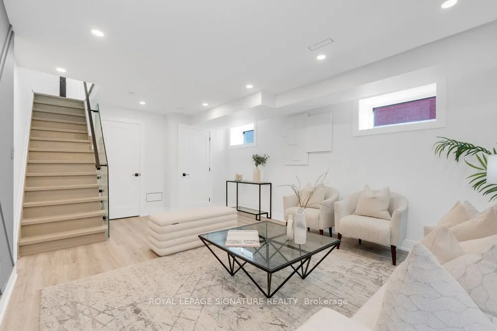 87 Wiley Avenue