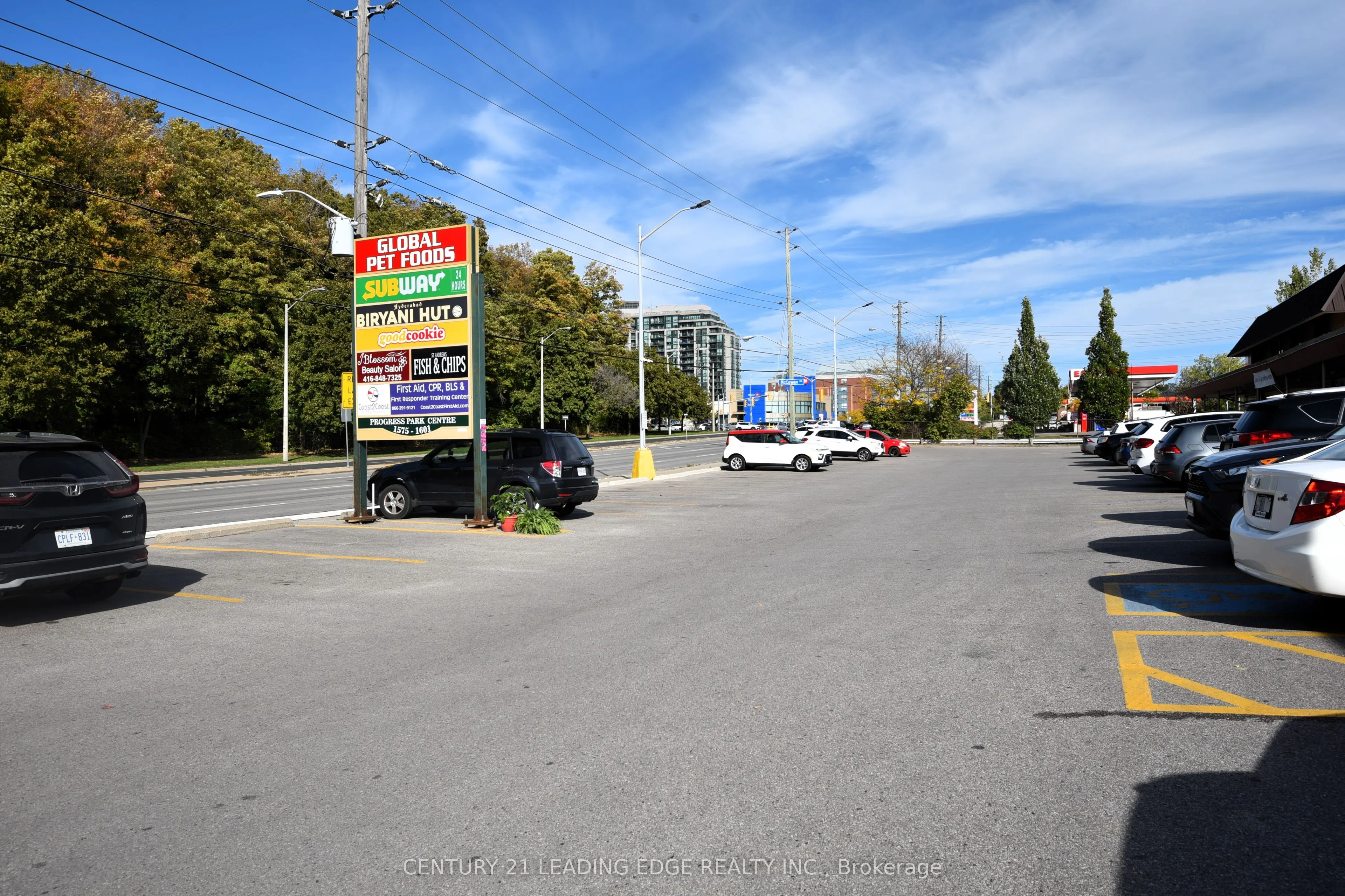 1585 Ellesmere Road