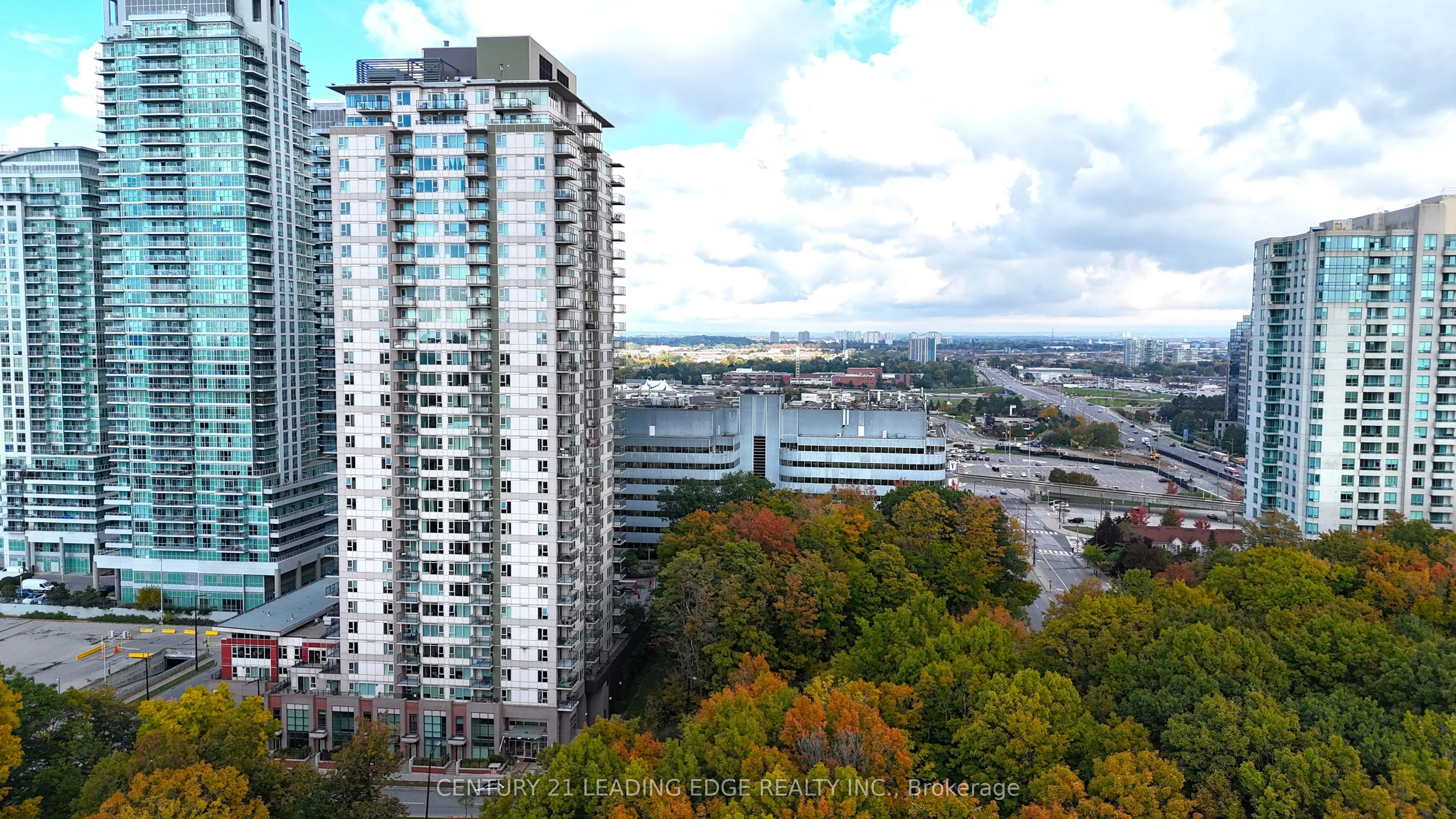 1585 Ellesmere Road